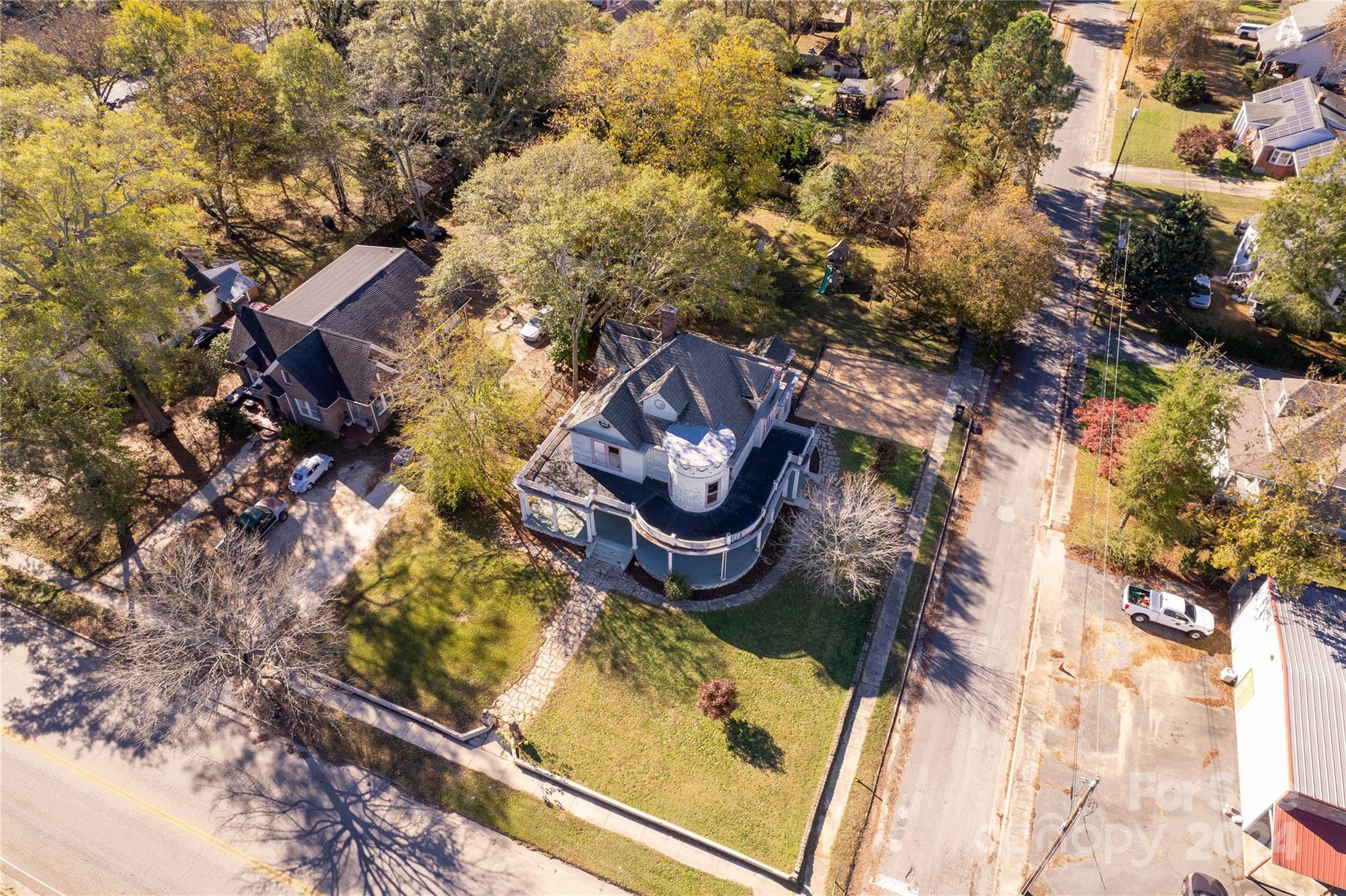 307 Kings Mountain Street — Clover