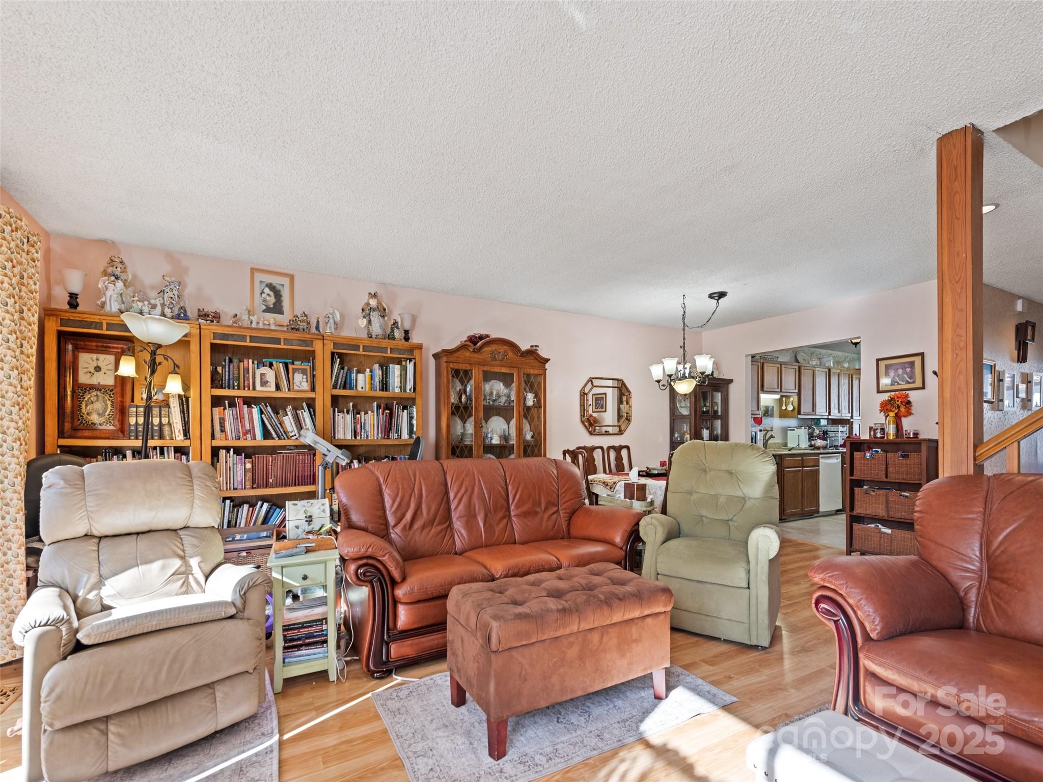 40 Meadows Lane — Maggie Valley
