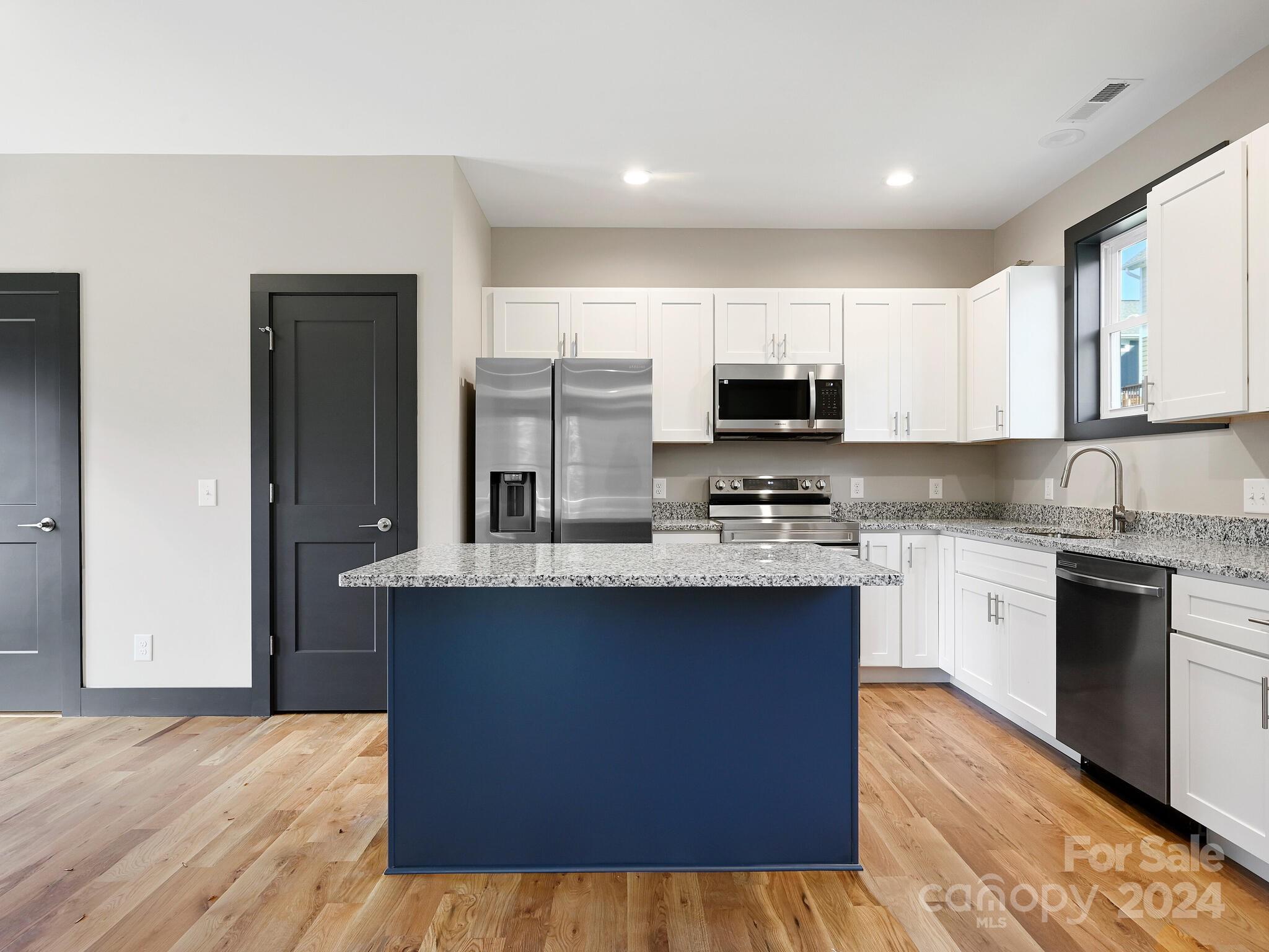 52 Fox Drive — Asheville