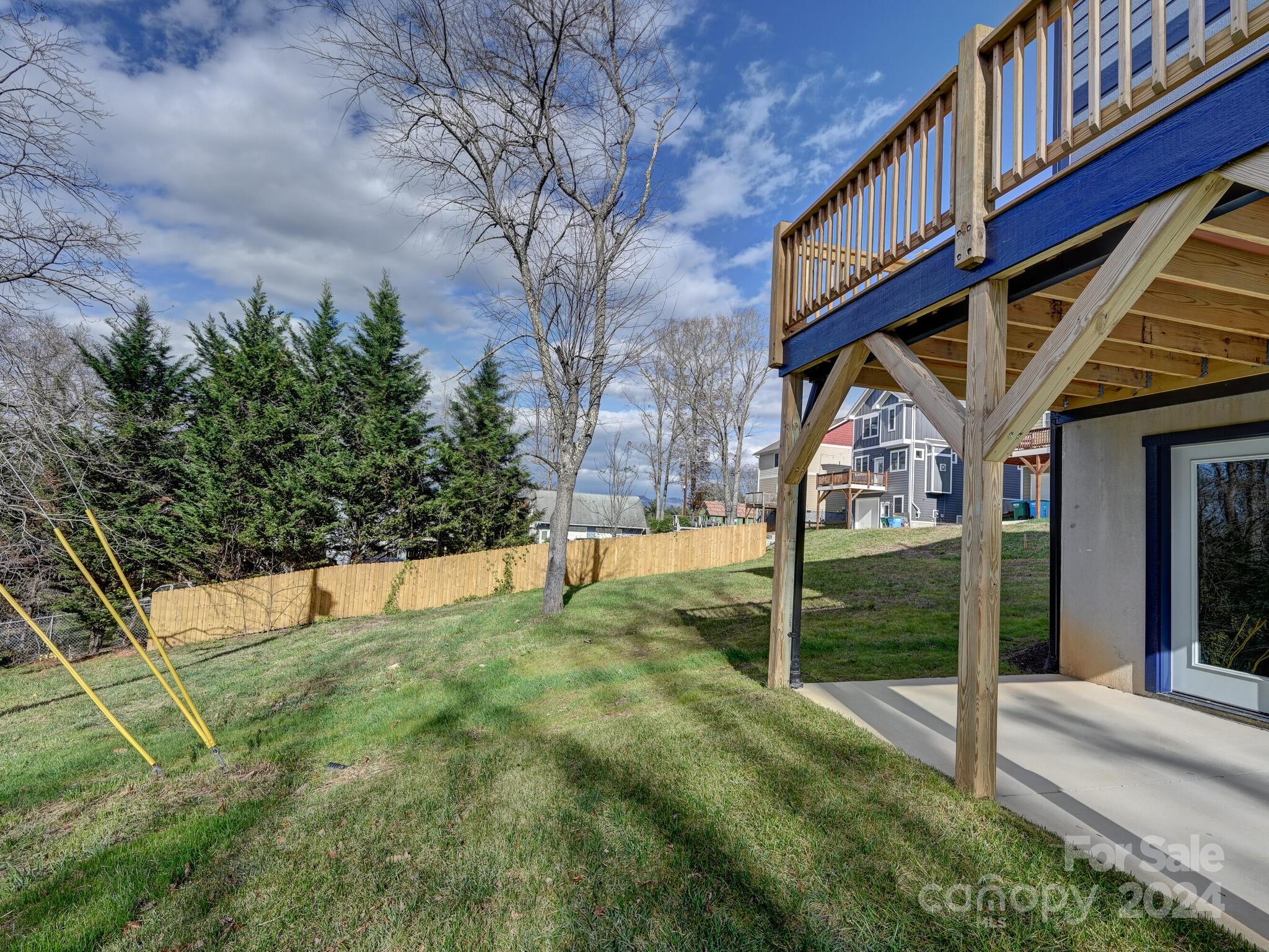 52 Fox Drive — Asheville