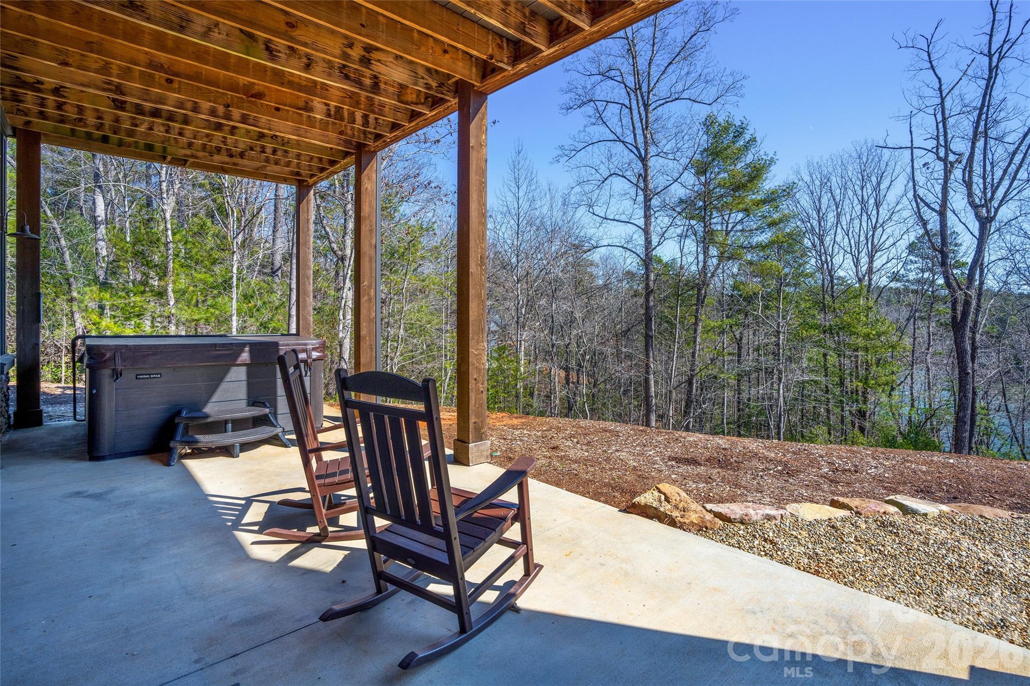 2349 Cornwallis Trail — Nebo
