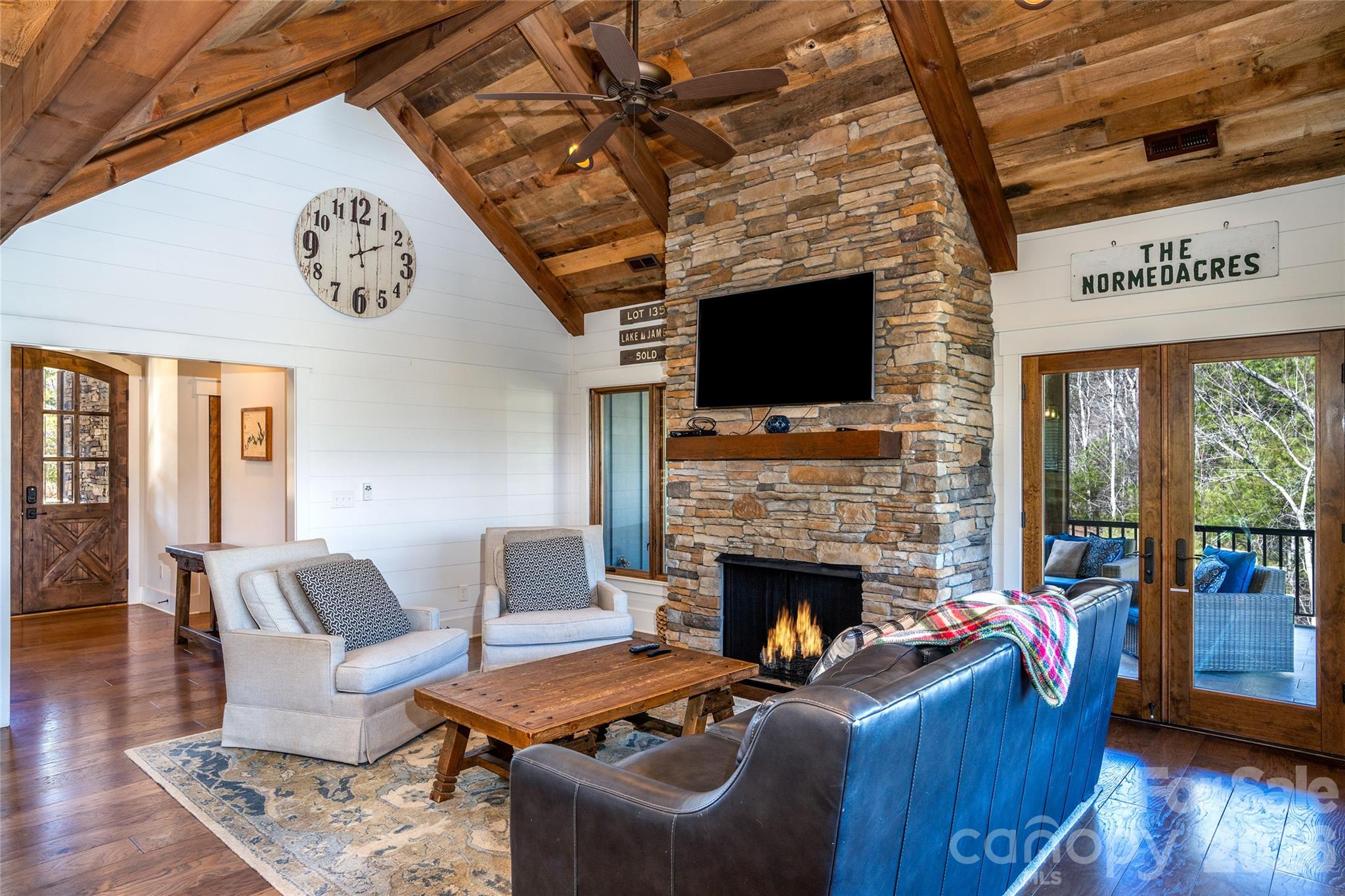 2349 Cornwallis Trail — Nebo