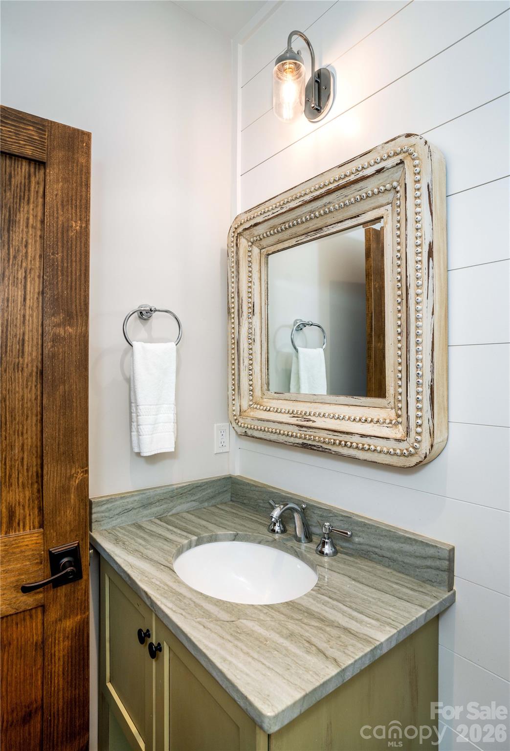 2349 Cornwallis Trail — Nebo