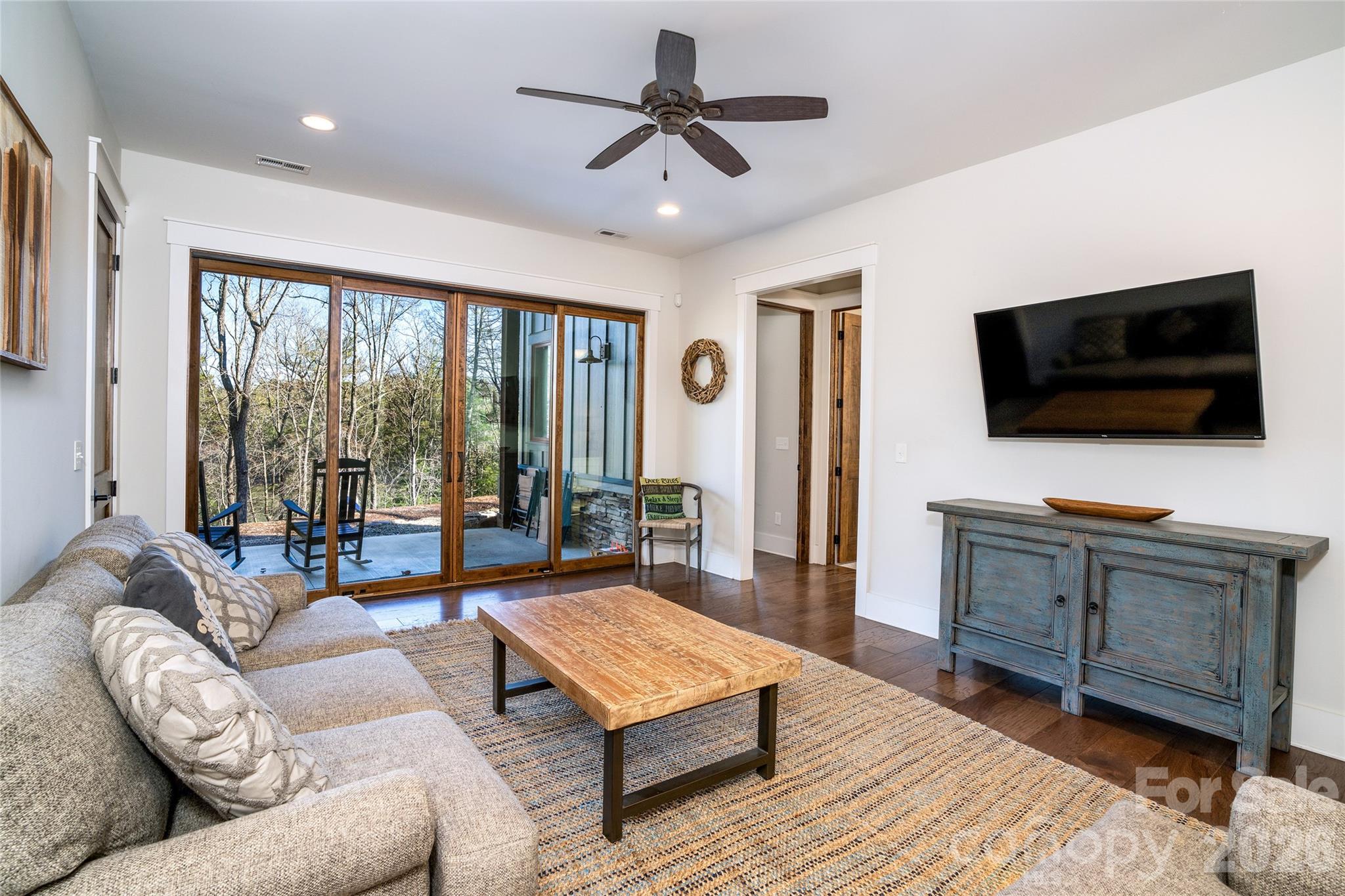 2349 Cornwallis Trail — Nebo