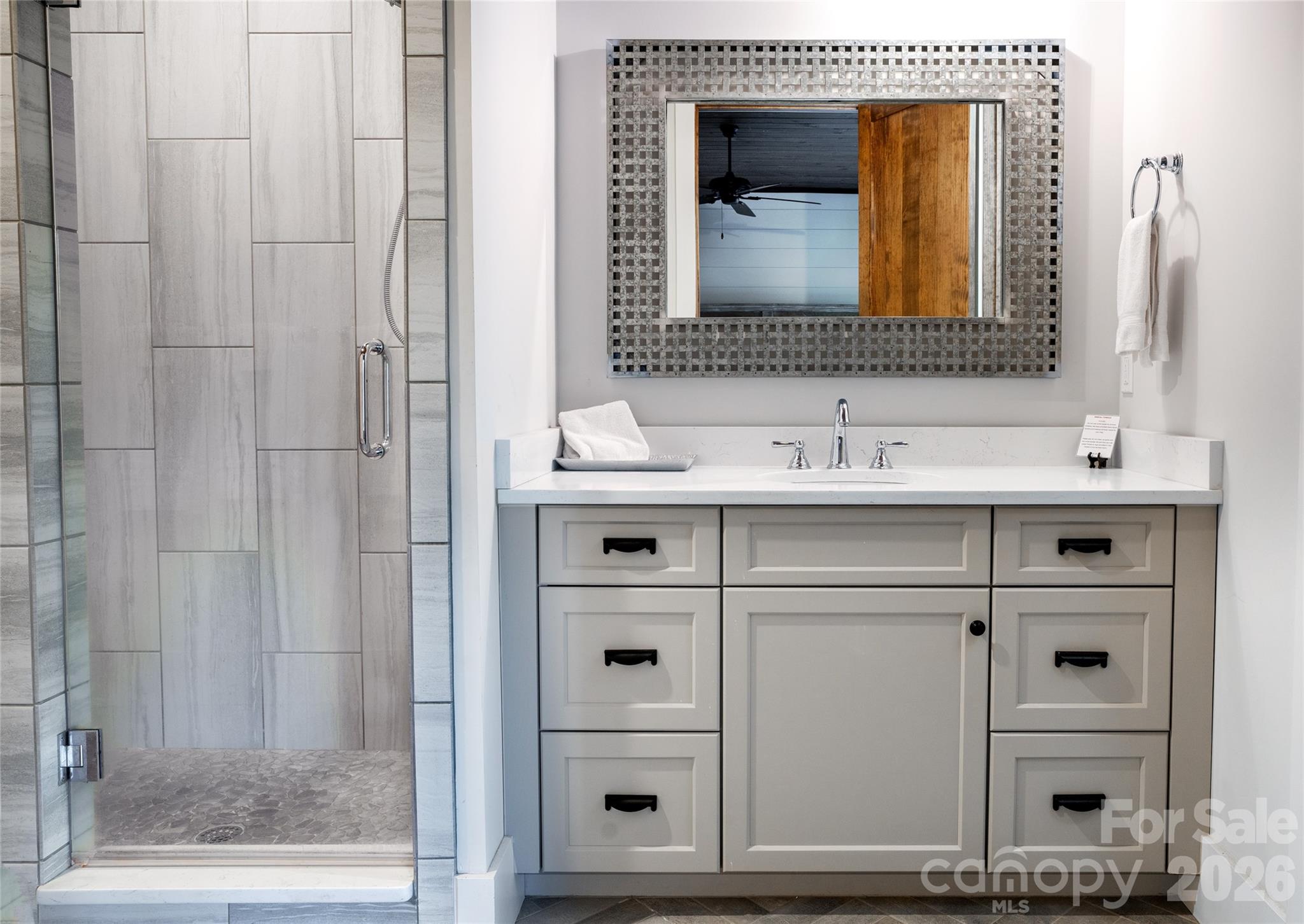 2349 Cornwallis Trail — Nebo