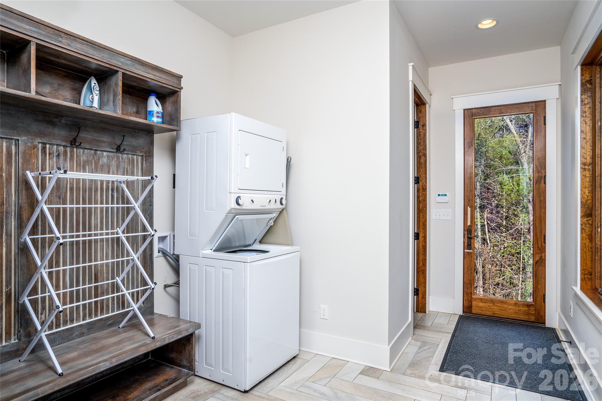 2349 Cornwallis Trail — Nebo