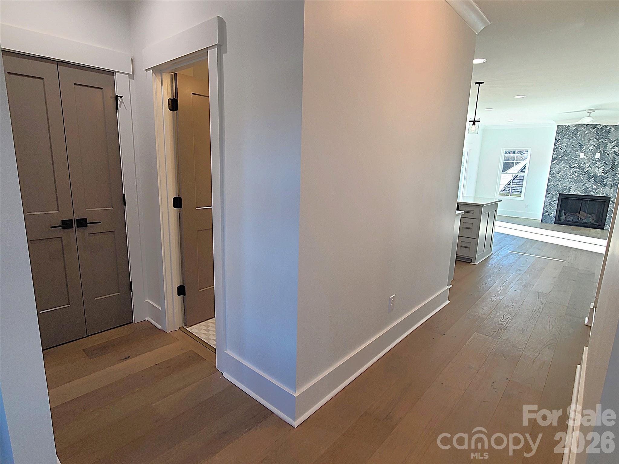 405 19th Avenue Circle NW — Hickory