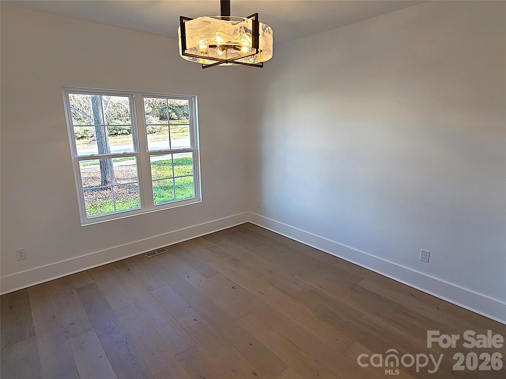 405 19th Avenue Circle NW — Hickory