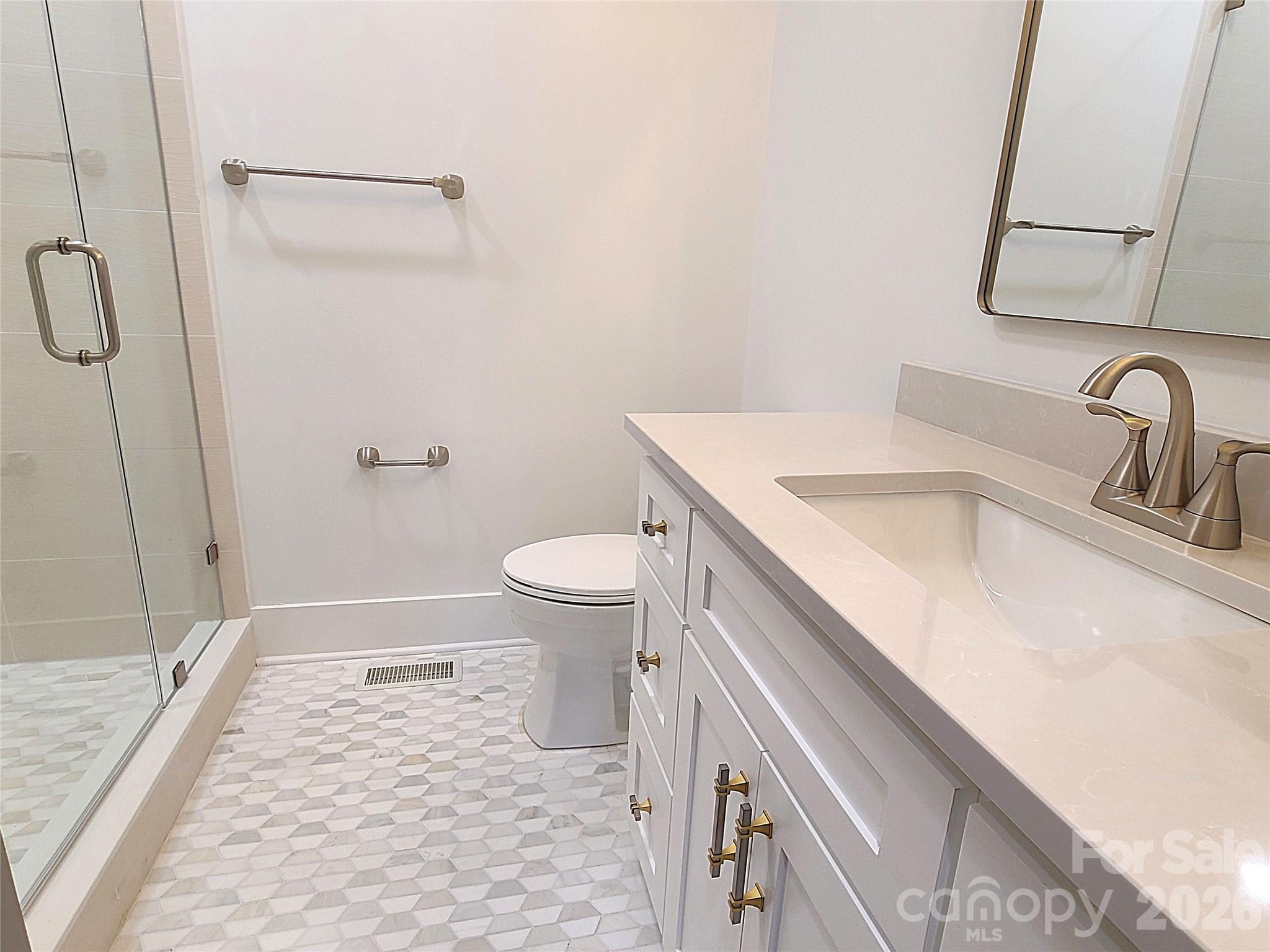 405 19th Avenue Circle NW — Hickory