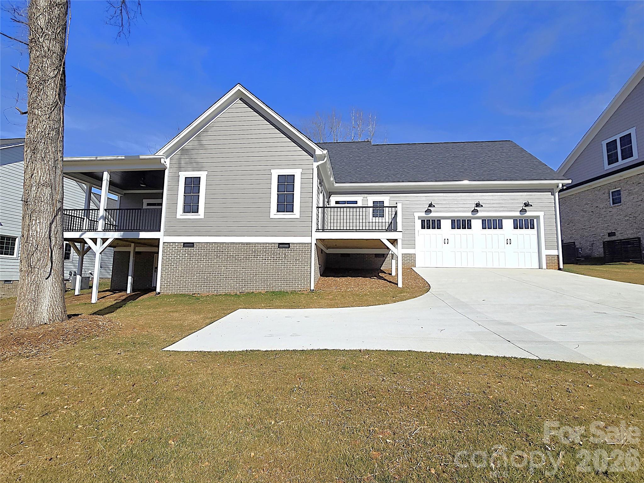 405 19th Avenue Circle NW — Hickory
