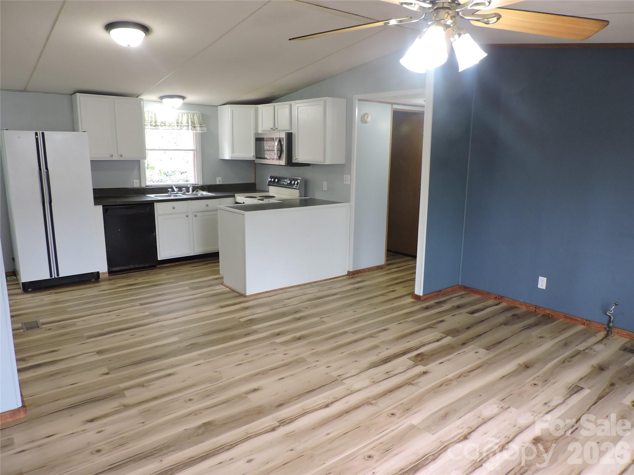 2271 Gouges Creek Road — Spruce Pine