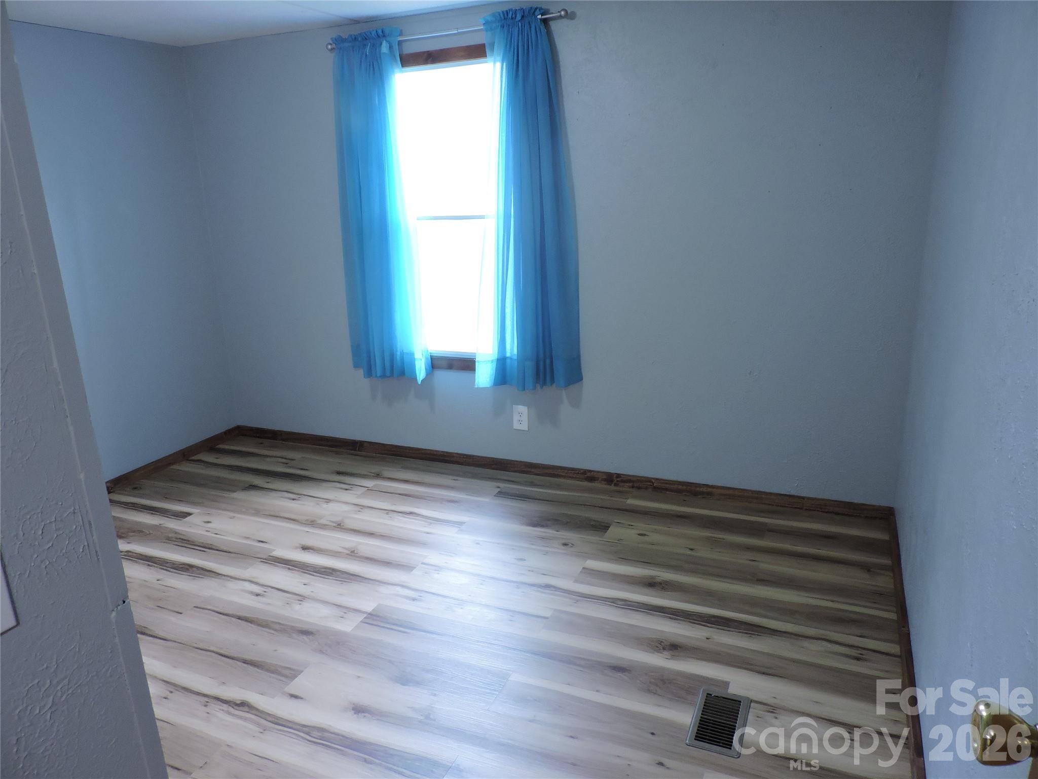 2271 Gouges Creek Road — Spruce Pine