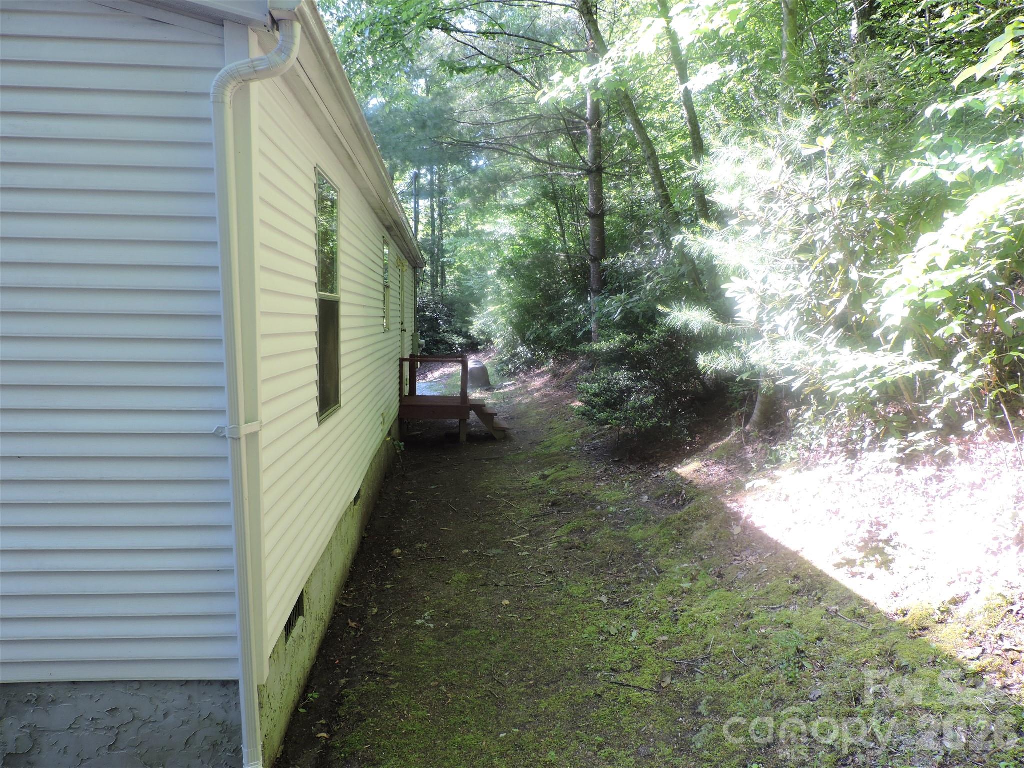 2271 Gouges Creek Road — Spruce Pine