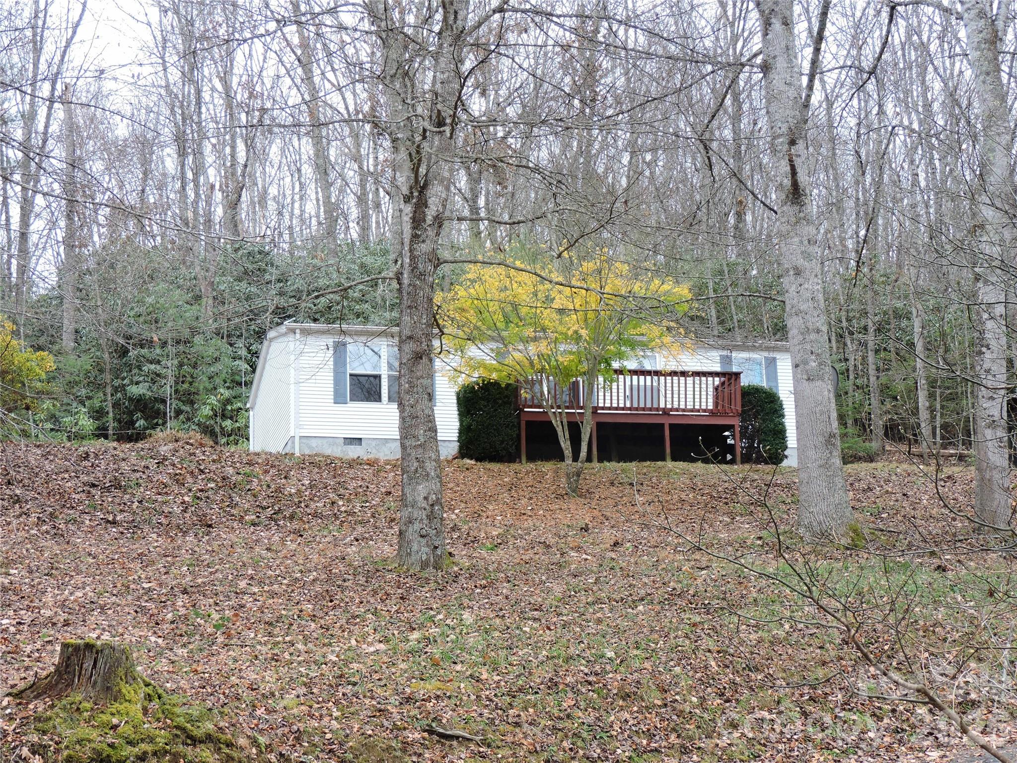 2271 Gouges Creek Road — Spruce Pine