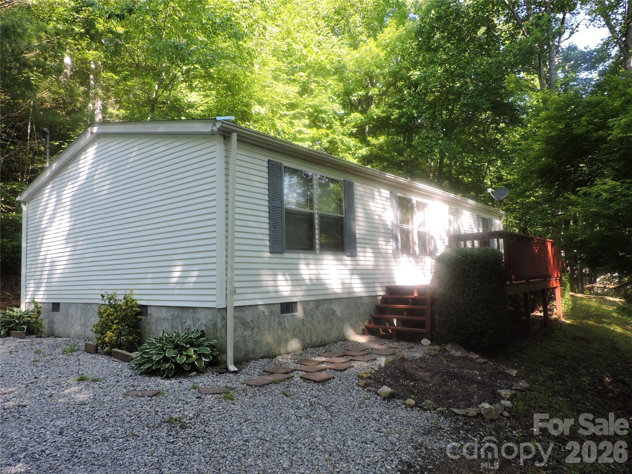2271 Gouges Creek Road — Spruce Pine