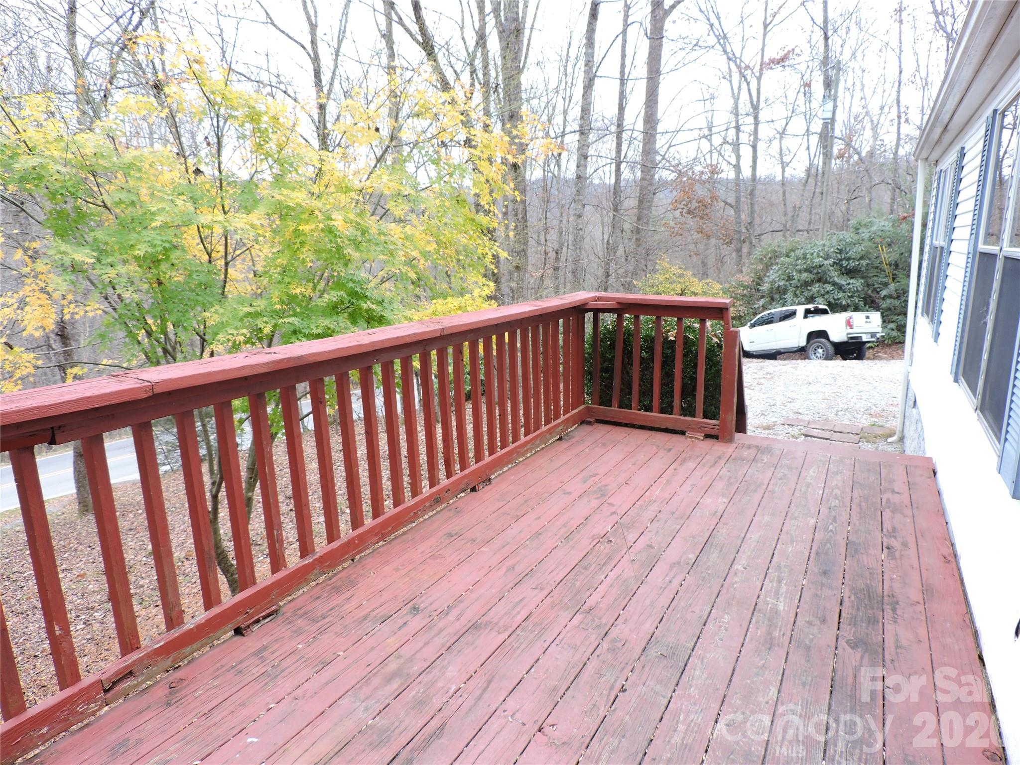 2271 Gouges Creek Road — Spruce Pine