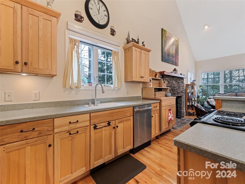 12 Belisle Lane — Maggie Valley