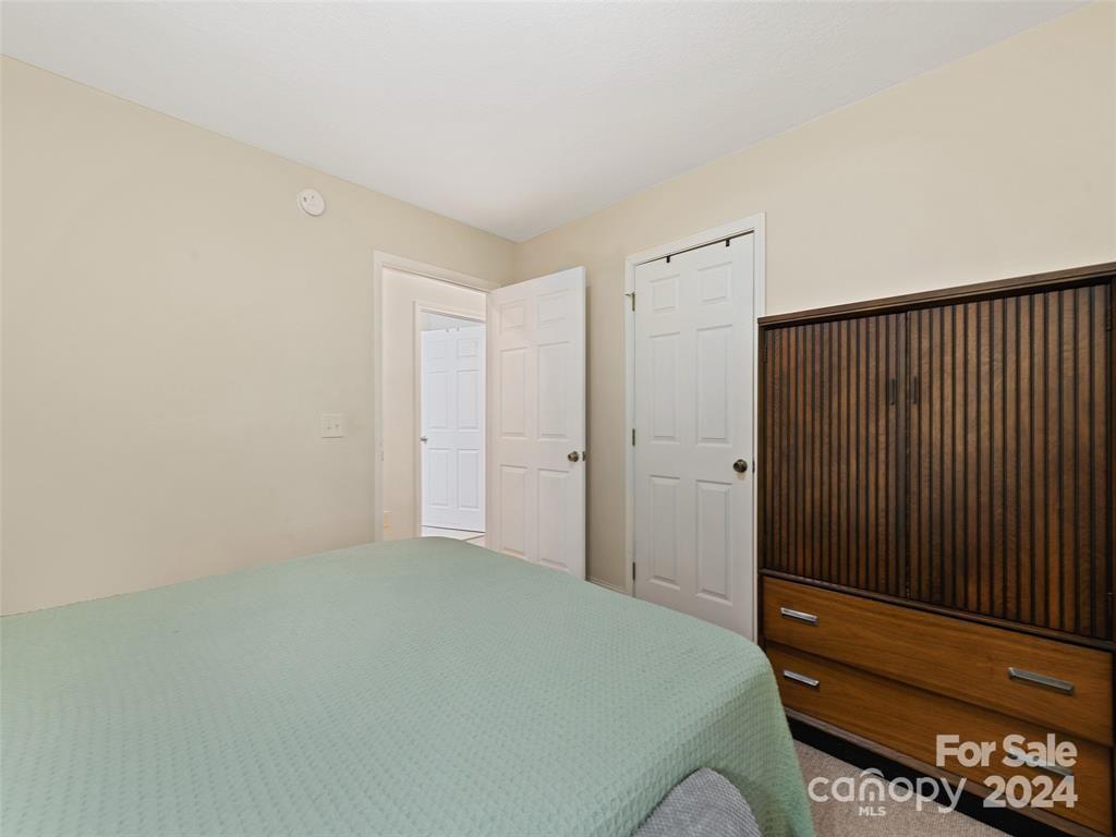 12 Belisle Lane — Maggie Valley