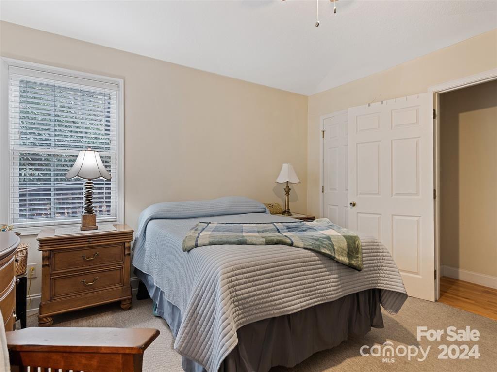 12 Belisle Lane — Maggie Valley