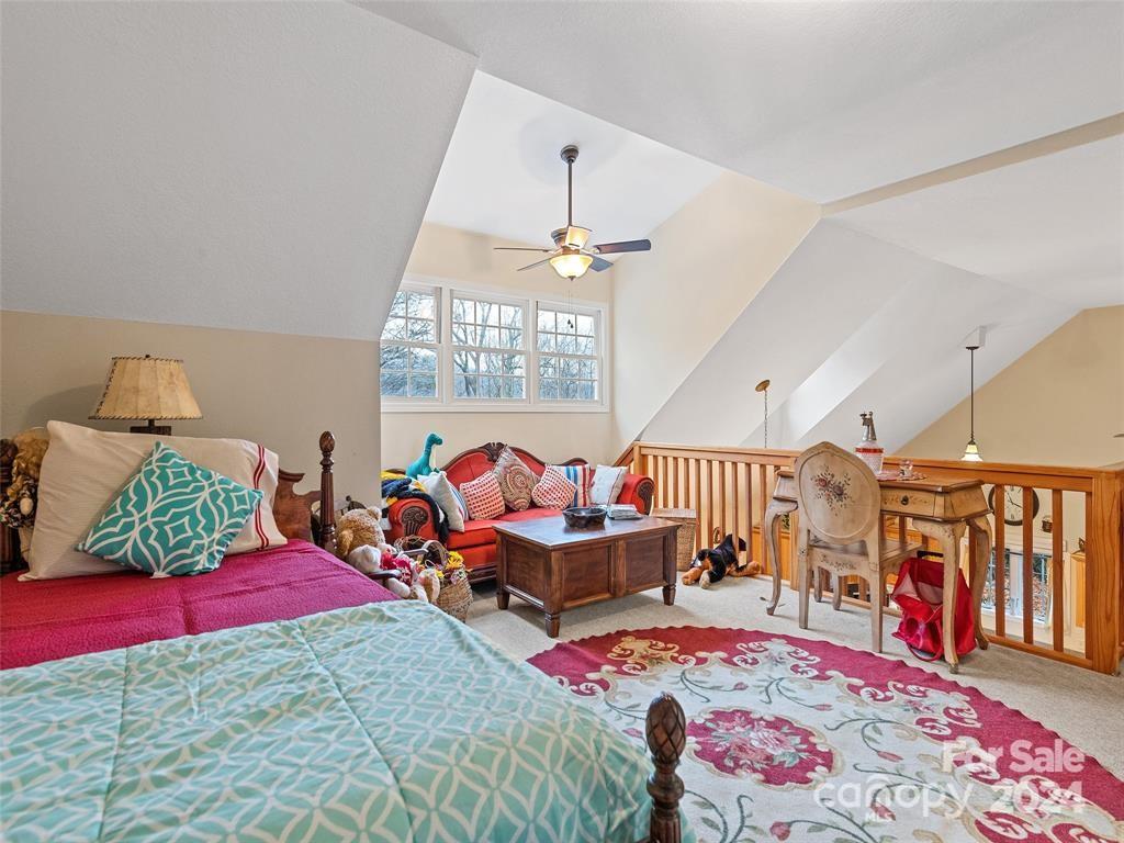 12 Belisle Lane — Maggie Valley