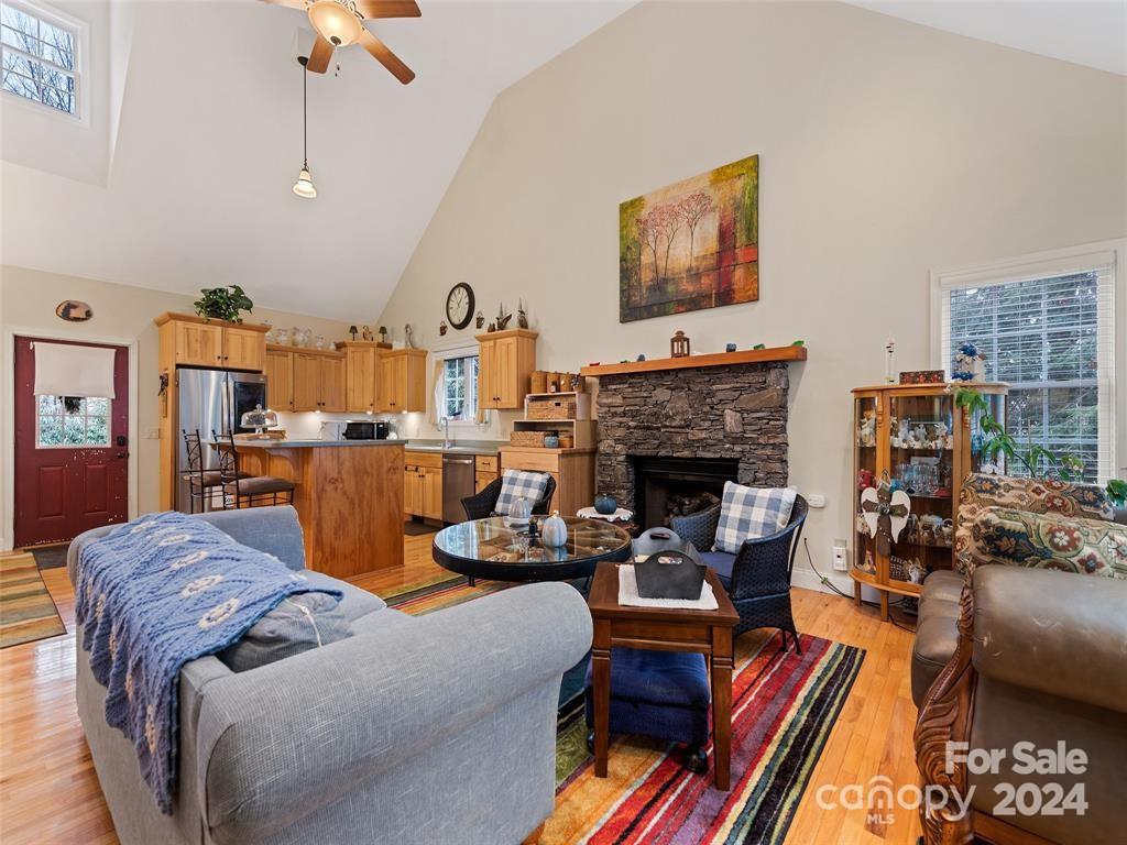 12 Belisle Lane — Maggie Valley