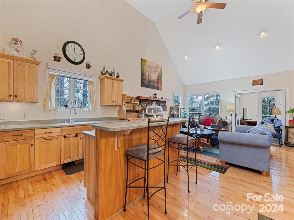 12 Belisle Lane — Maggie Valley