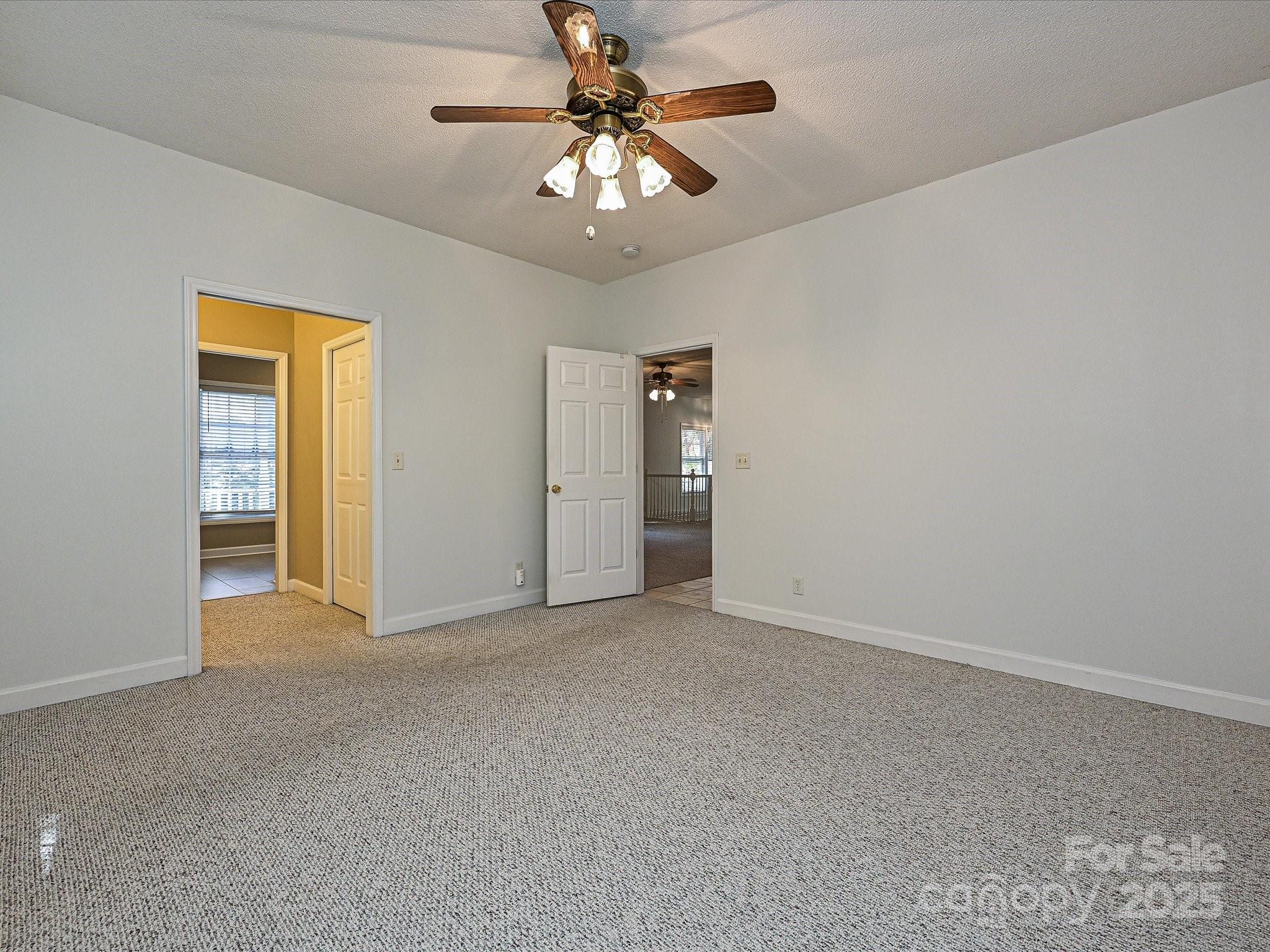 25040 Timberlake Drive — Tega Cay