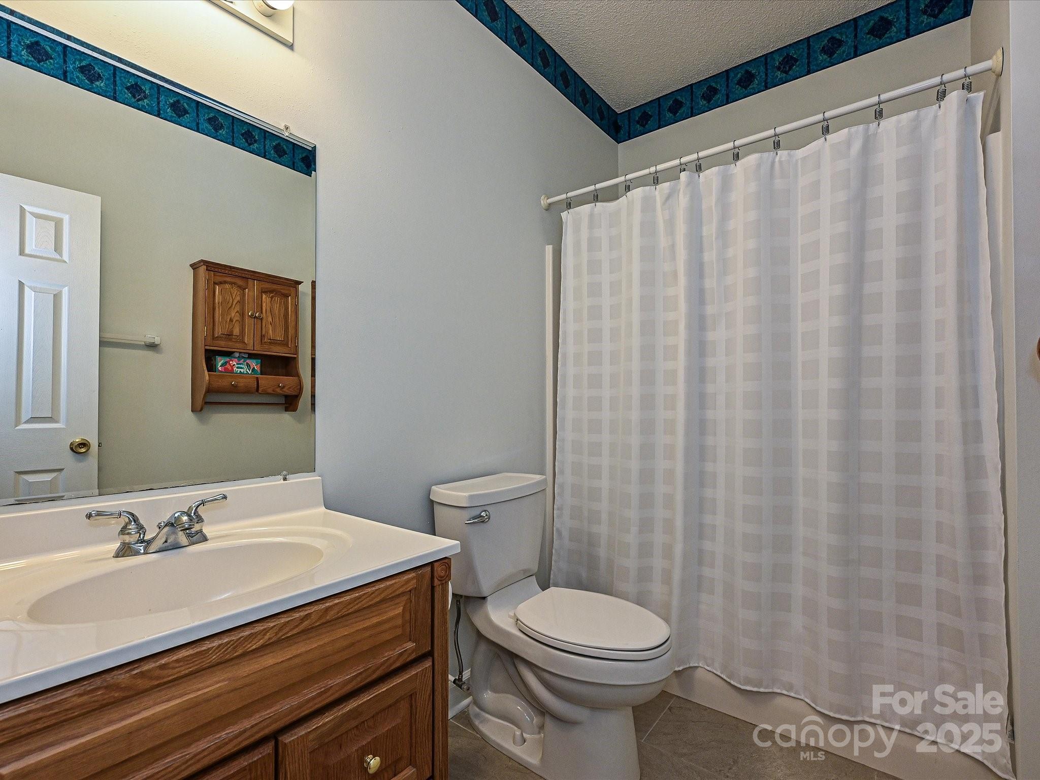 25040 Timberlake Drive — Tega Cay