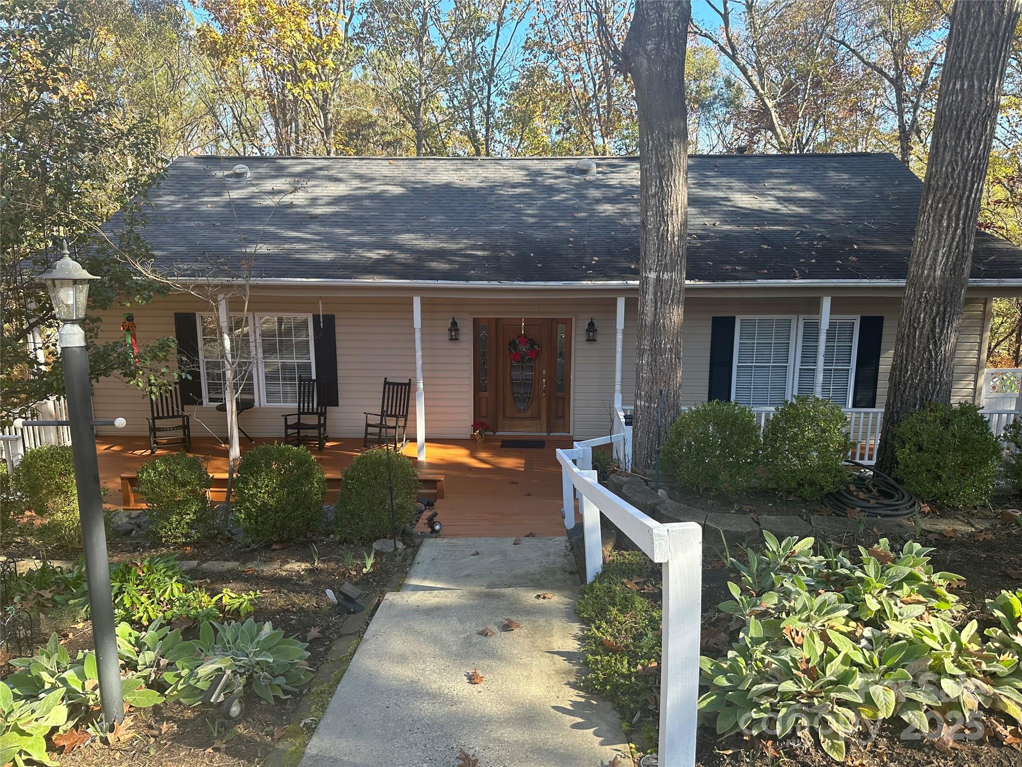 25040 Timberlake Drive — Tega Cay