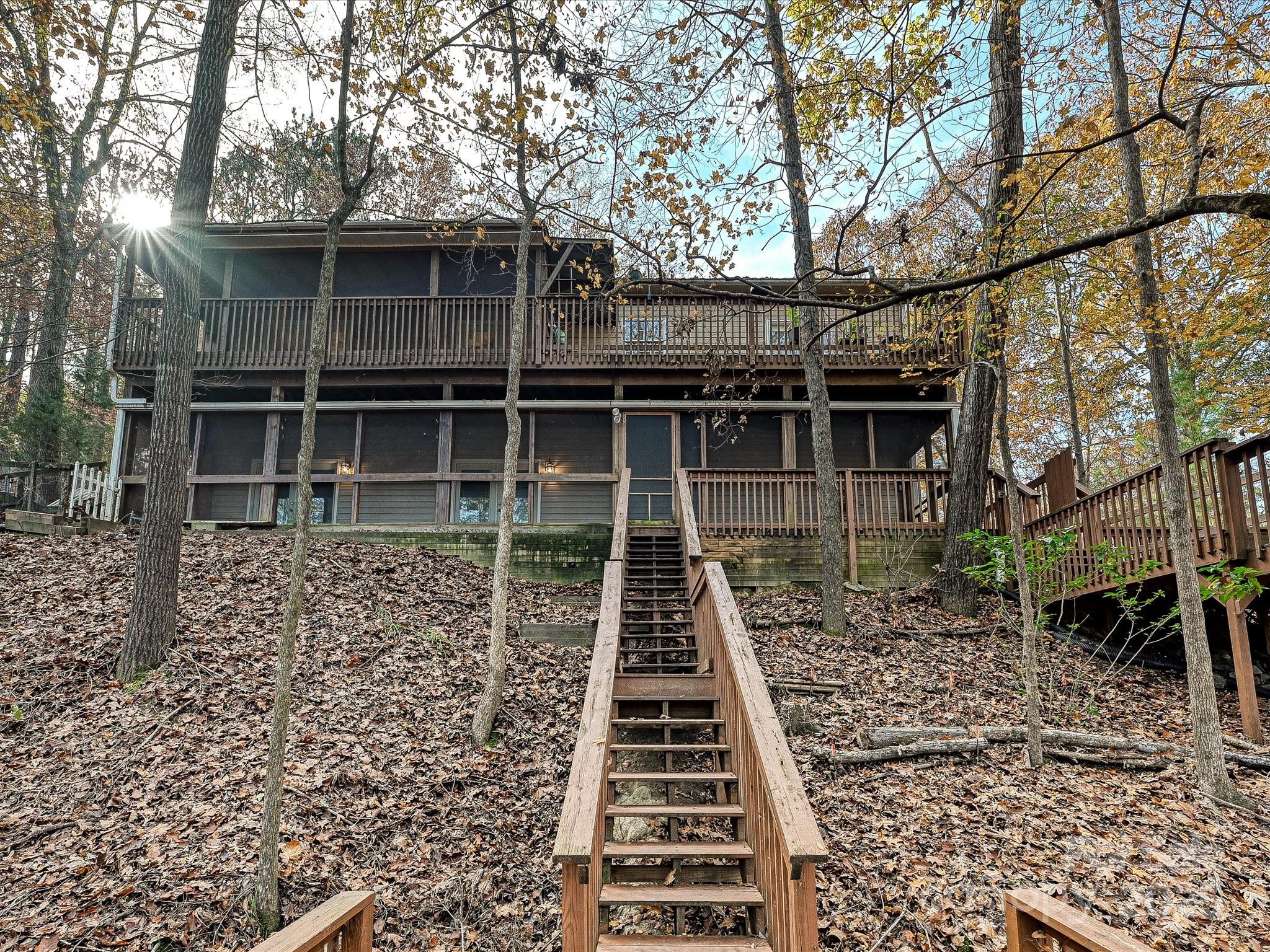 25040 Timberlake Drive — Tega Cay
