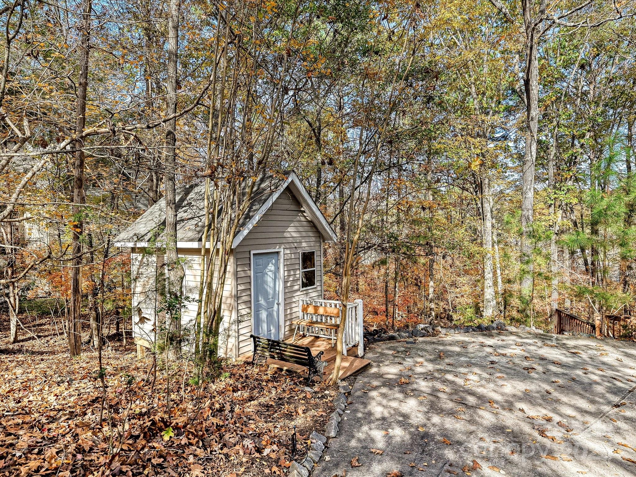 25040 Timberlake Drive — Tega Cay