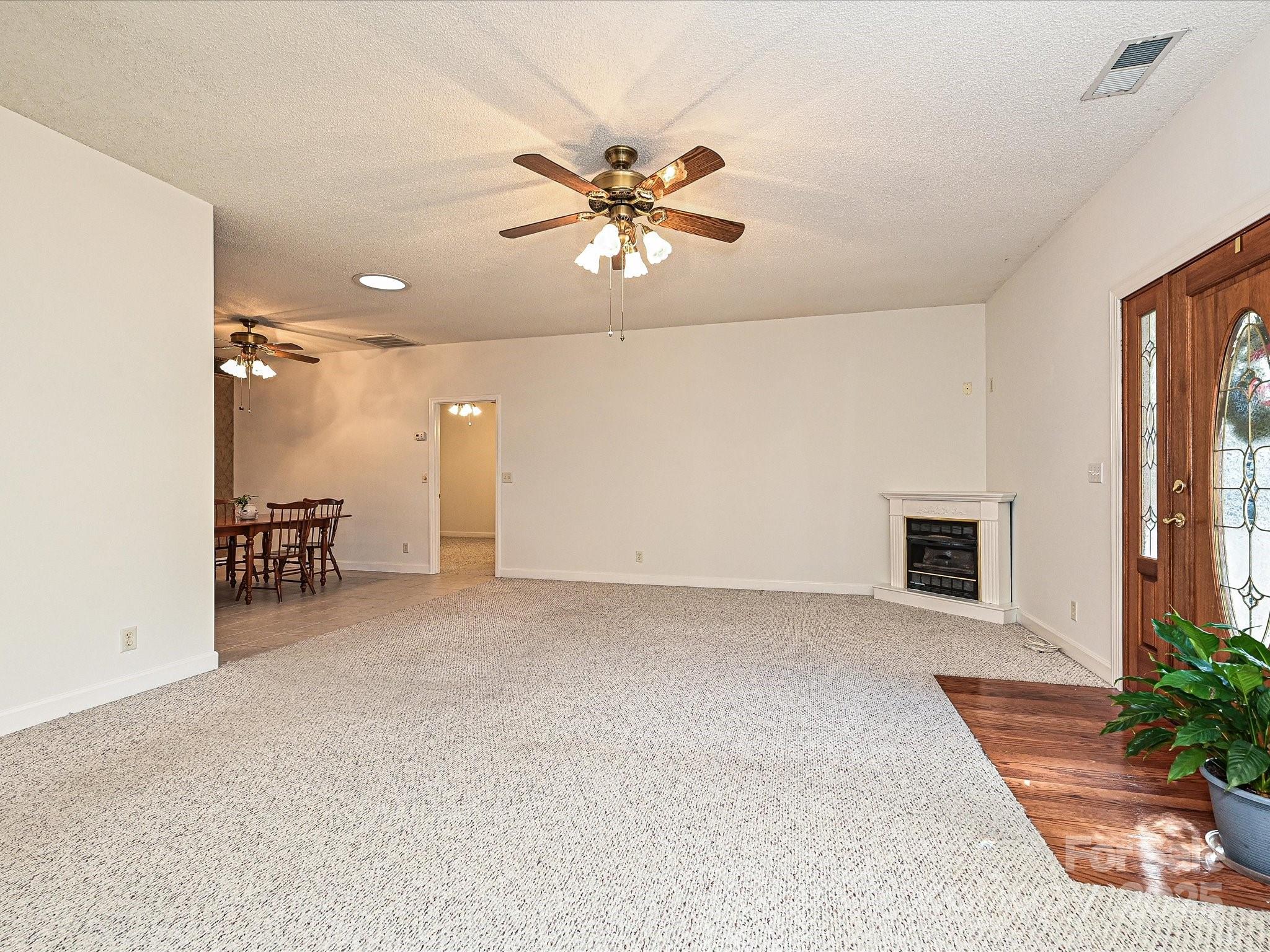 25040 Timberlake Drive — Tega Cay