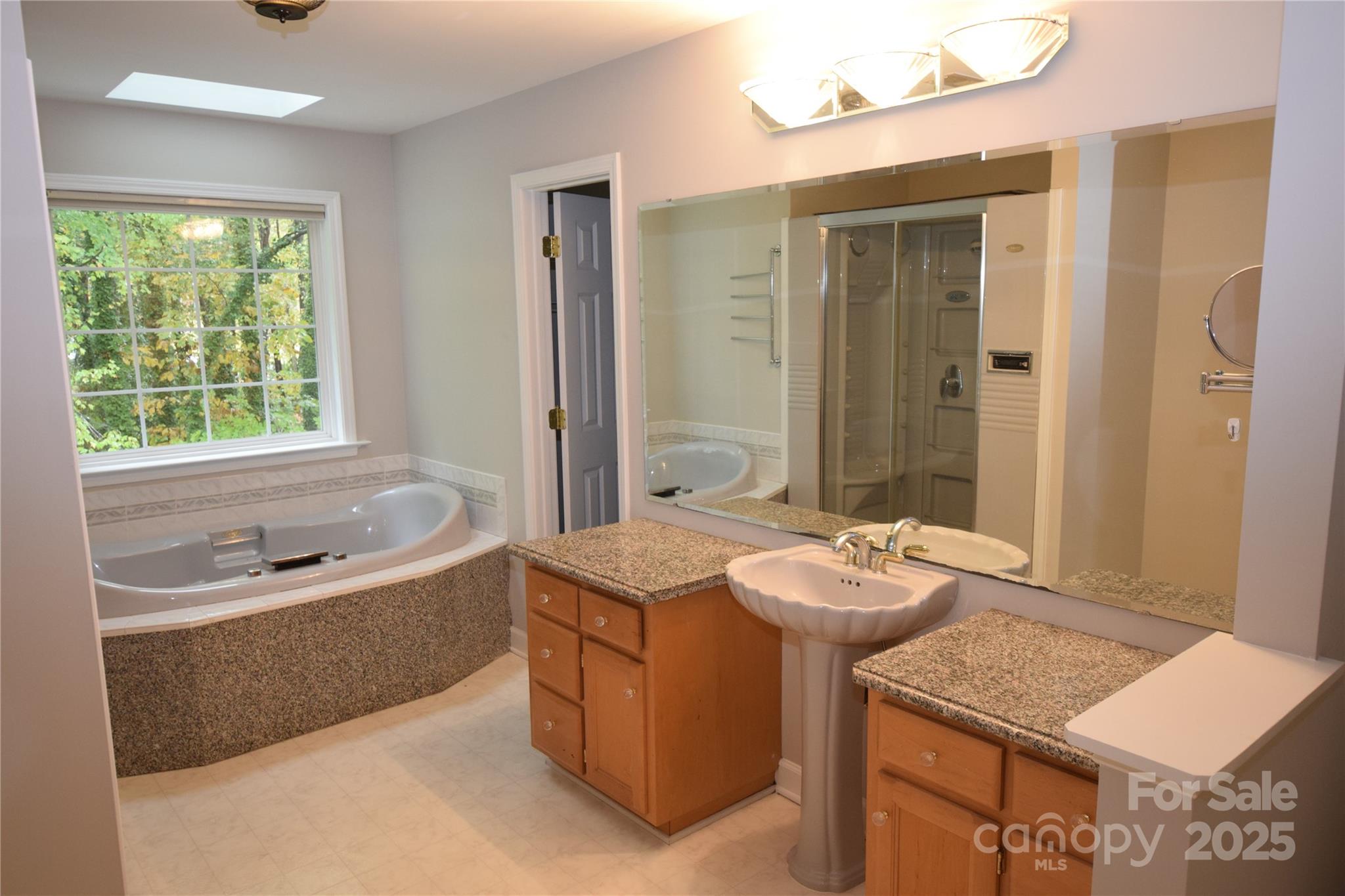 809 Pine Forest Road — Charlotte