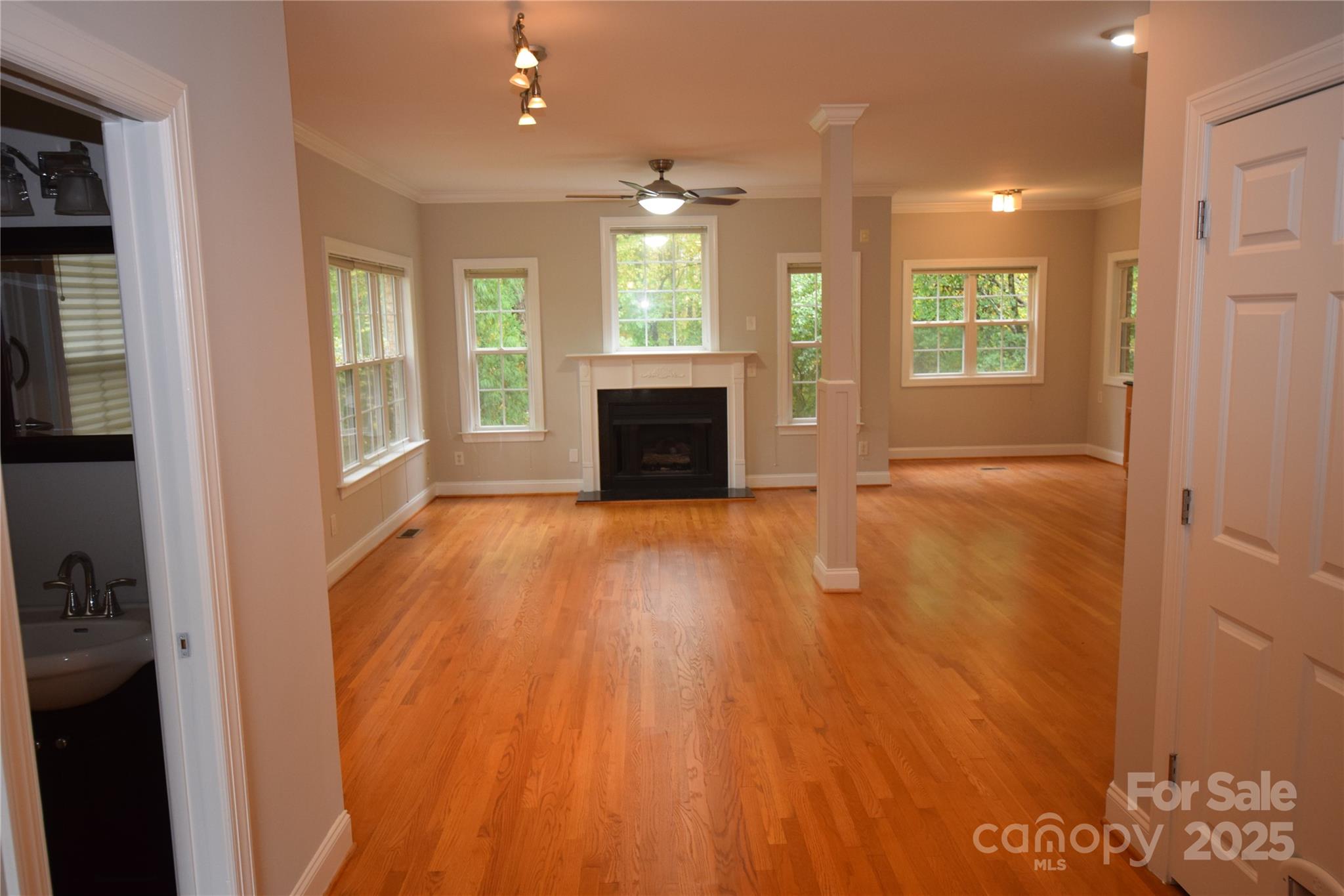 809 Pine Forest Road — Charlotte