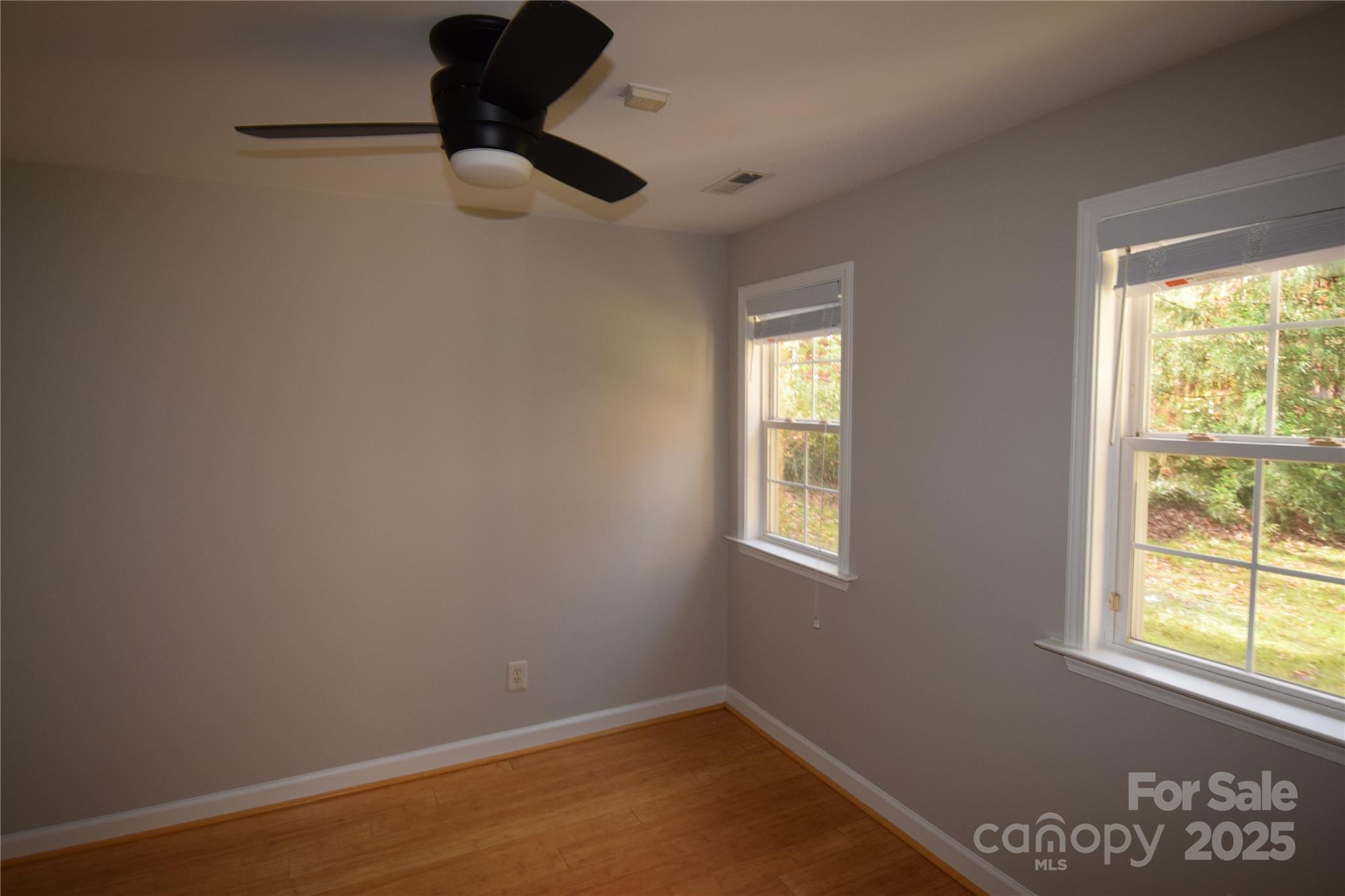 809 Pine Forest Road — Charlotte