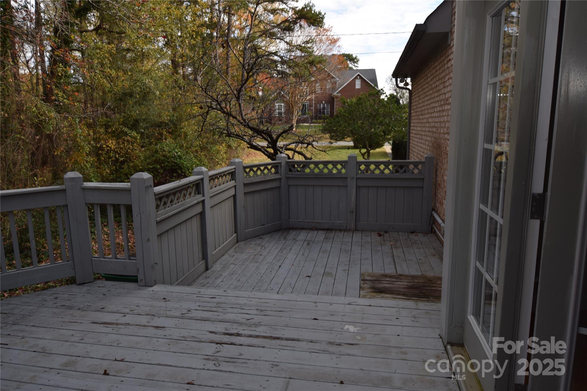 809 Pine Forest Road — Charlotte