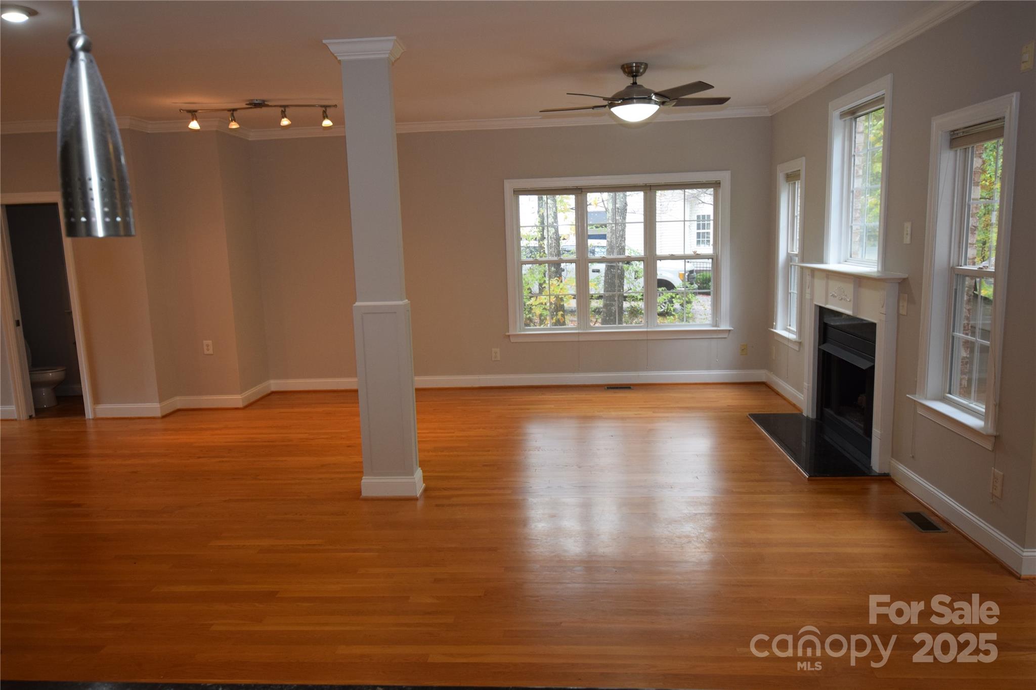 809 Pine Forest Road — Charlotte