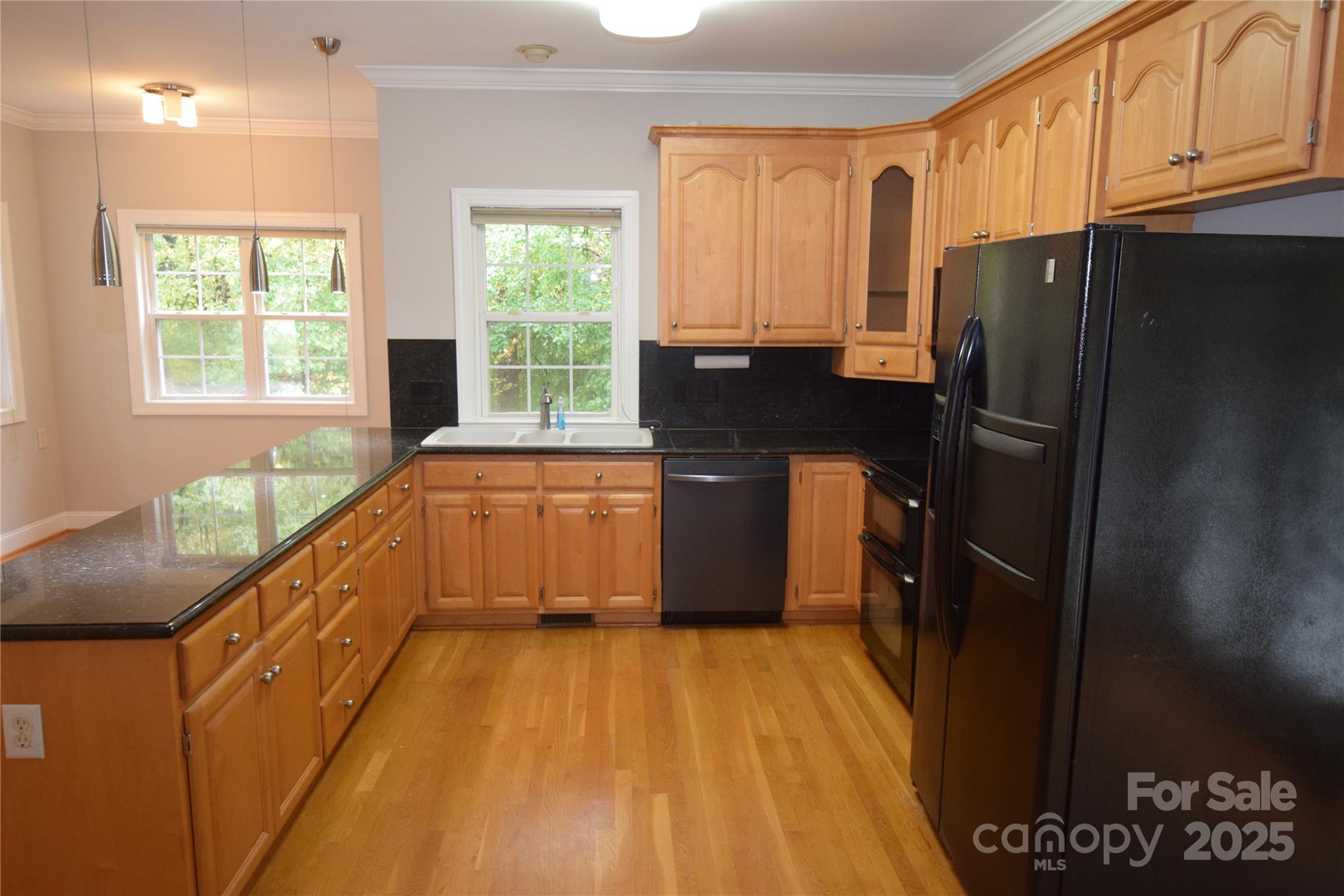 809 Pine Forest Road — Charlotte