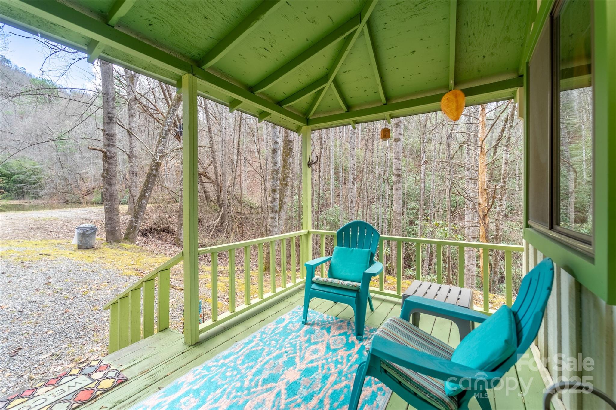 180 Valley Lane — Bryson City