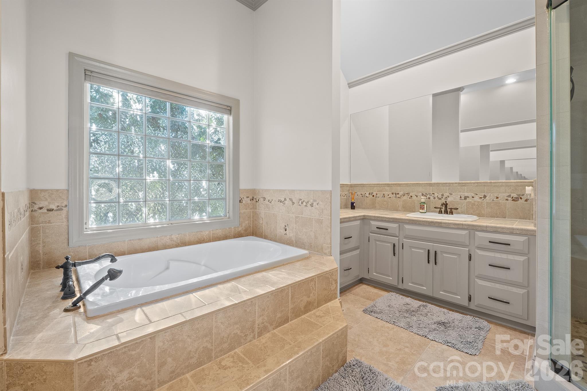 2425 Birdie Lane NE — Conover