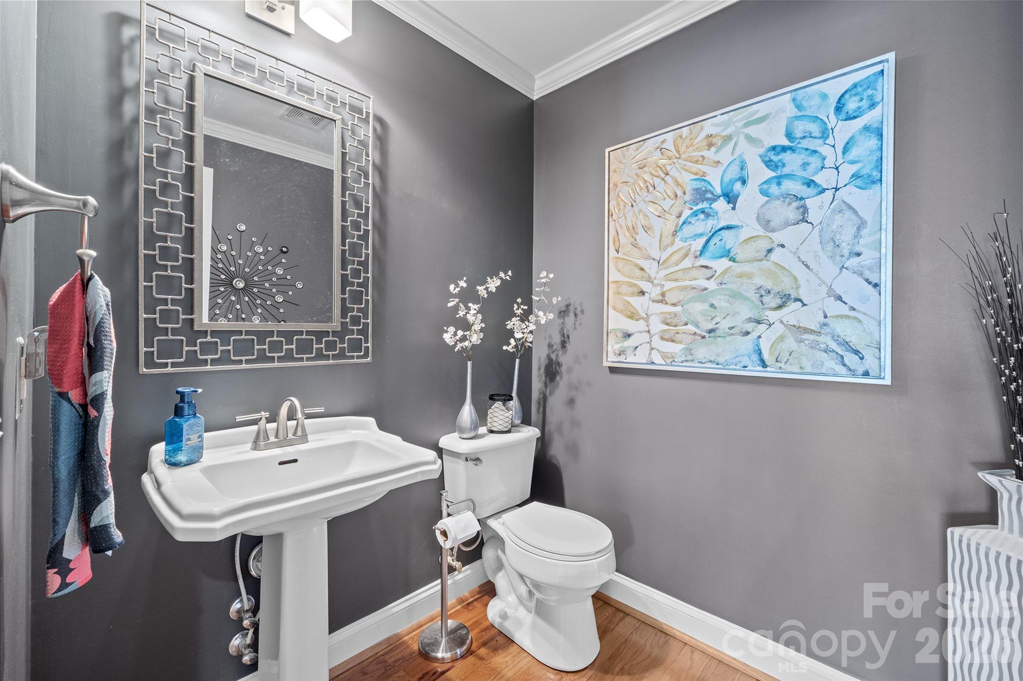2425 Birdie Lane NE — Conover