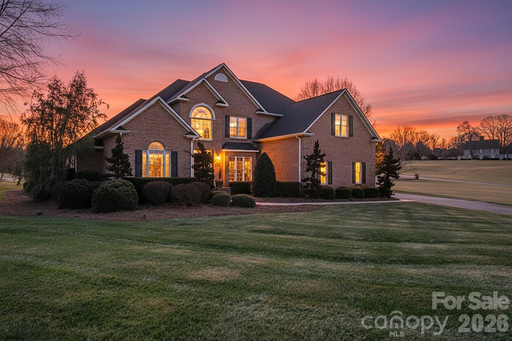 2425 Birdie Lane NE — Conover