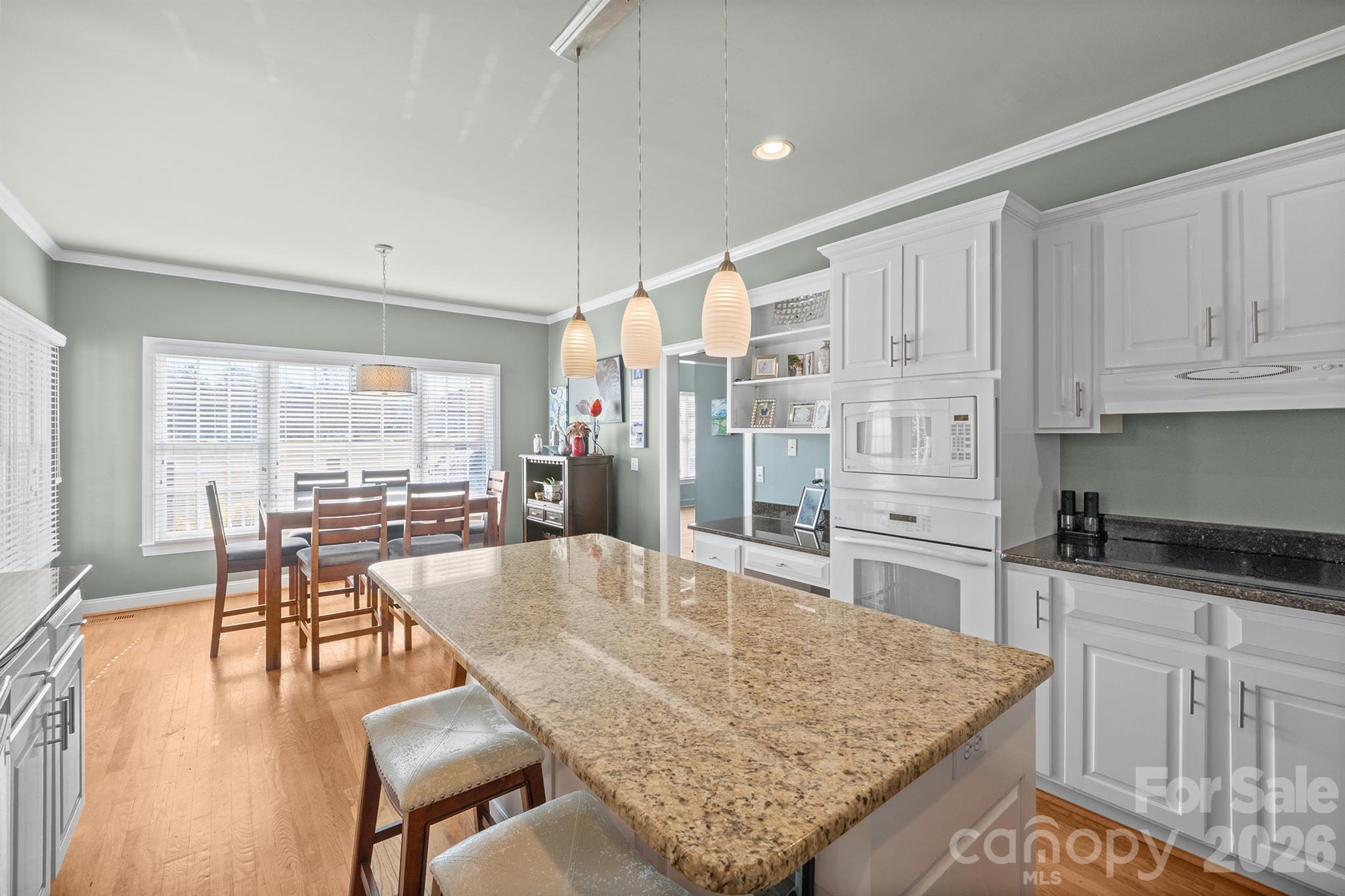 2425 Birdie Lane NE — Conover