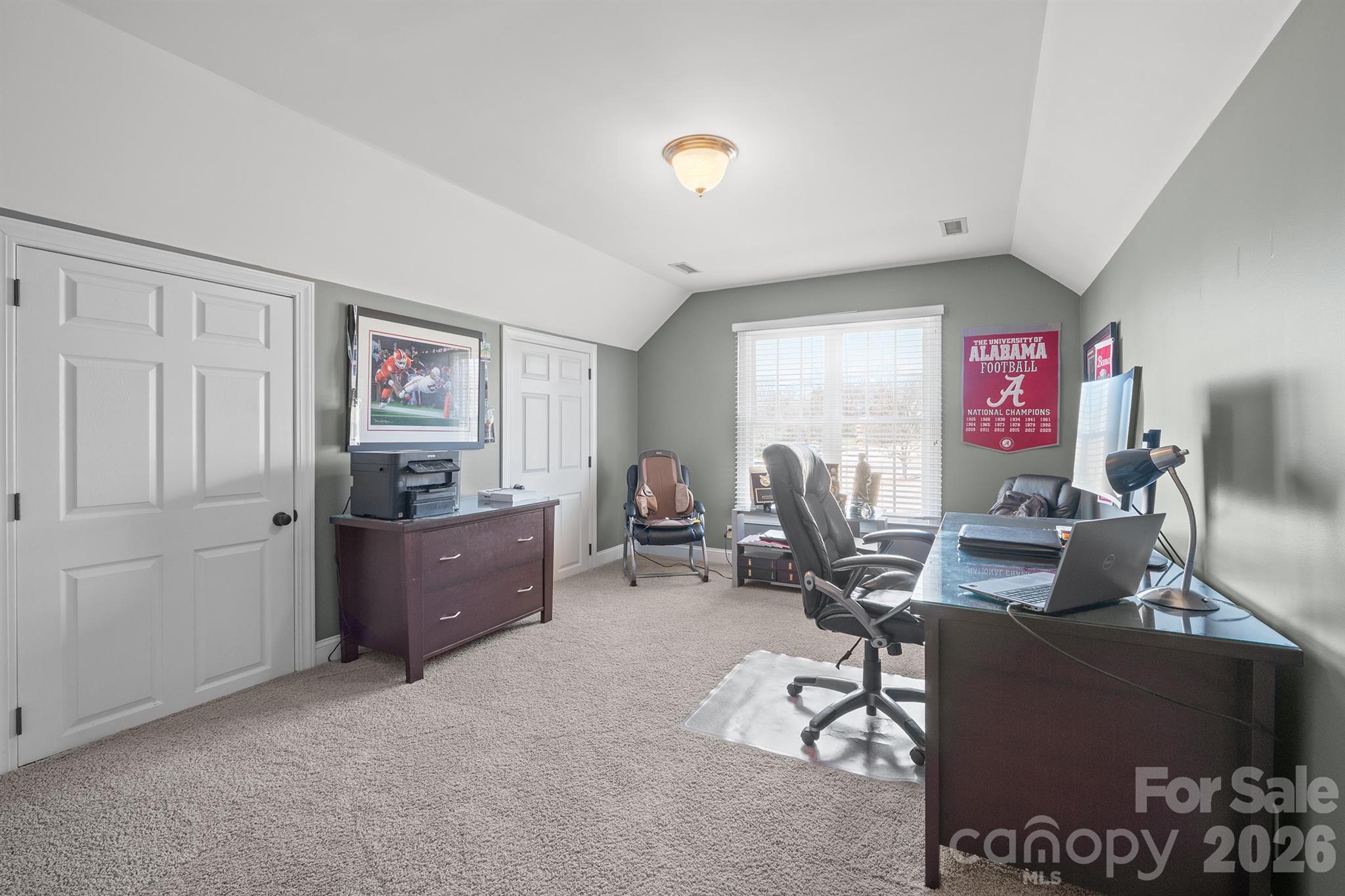 2425 Birdie Lane NE — Conover
