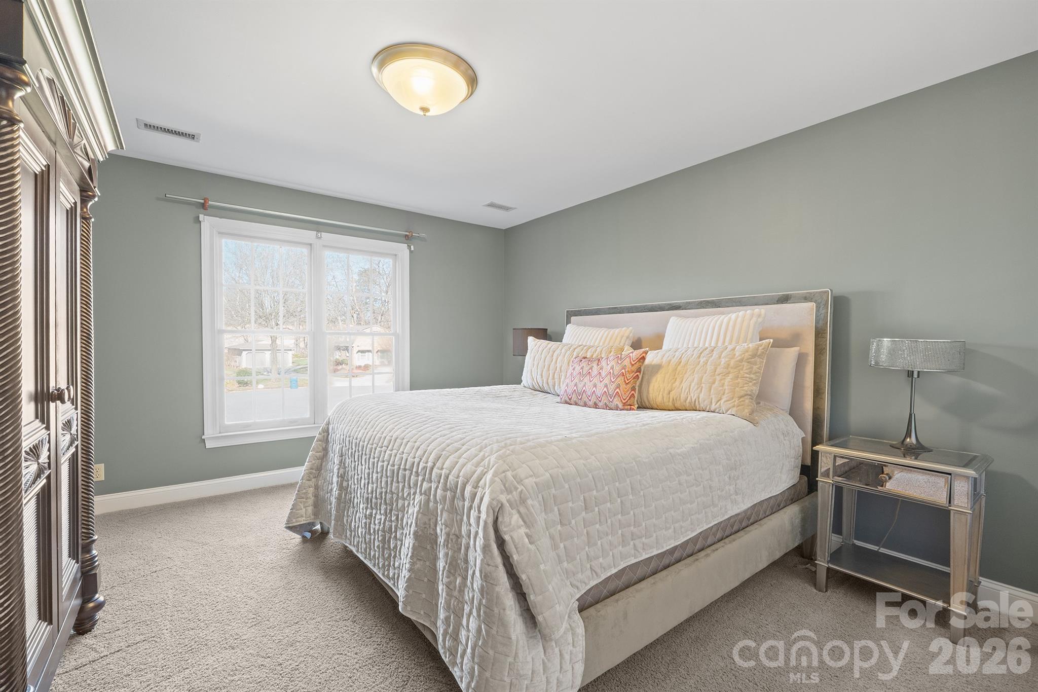 2425 Birdie Lane NE — Conover