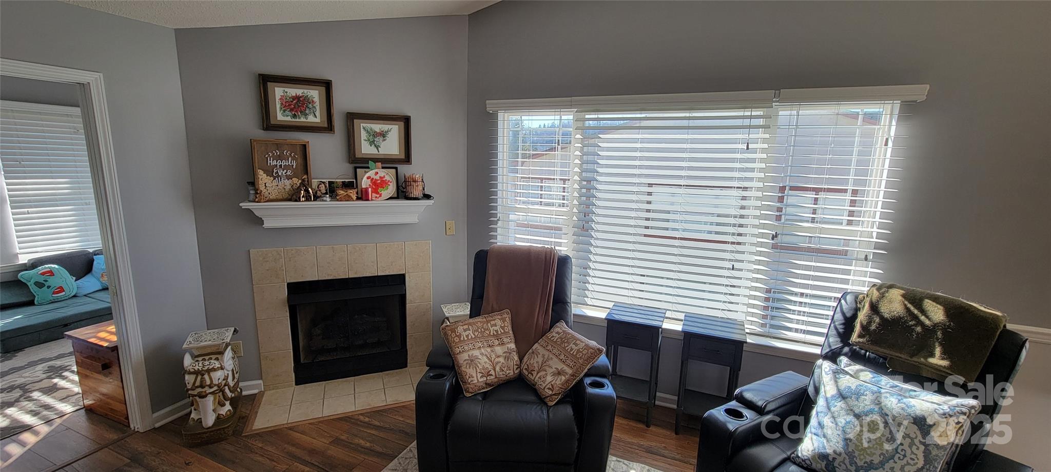 2306 Deermouse Way — Hendersonville