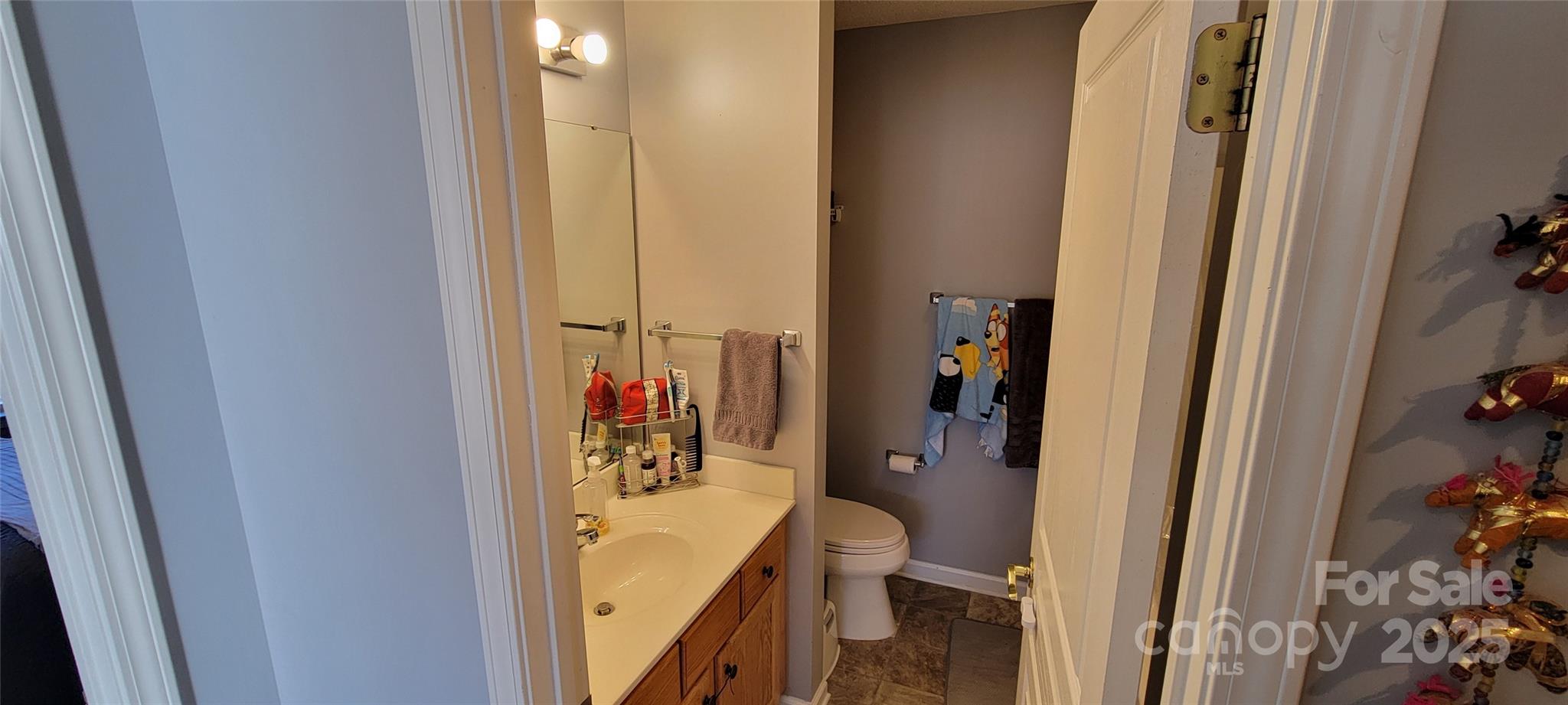 2306 Deermouse Way — Hendersonville