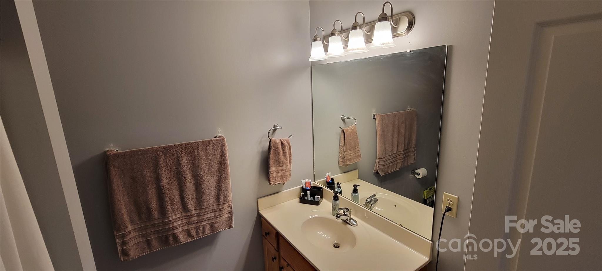 2306 Deermouse Way — Hendersonville