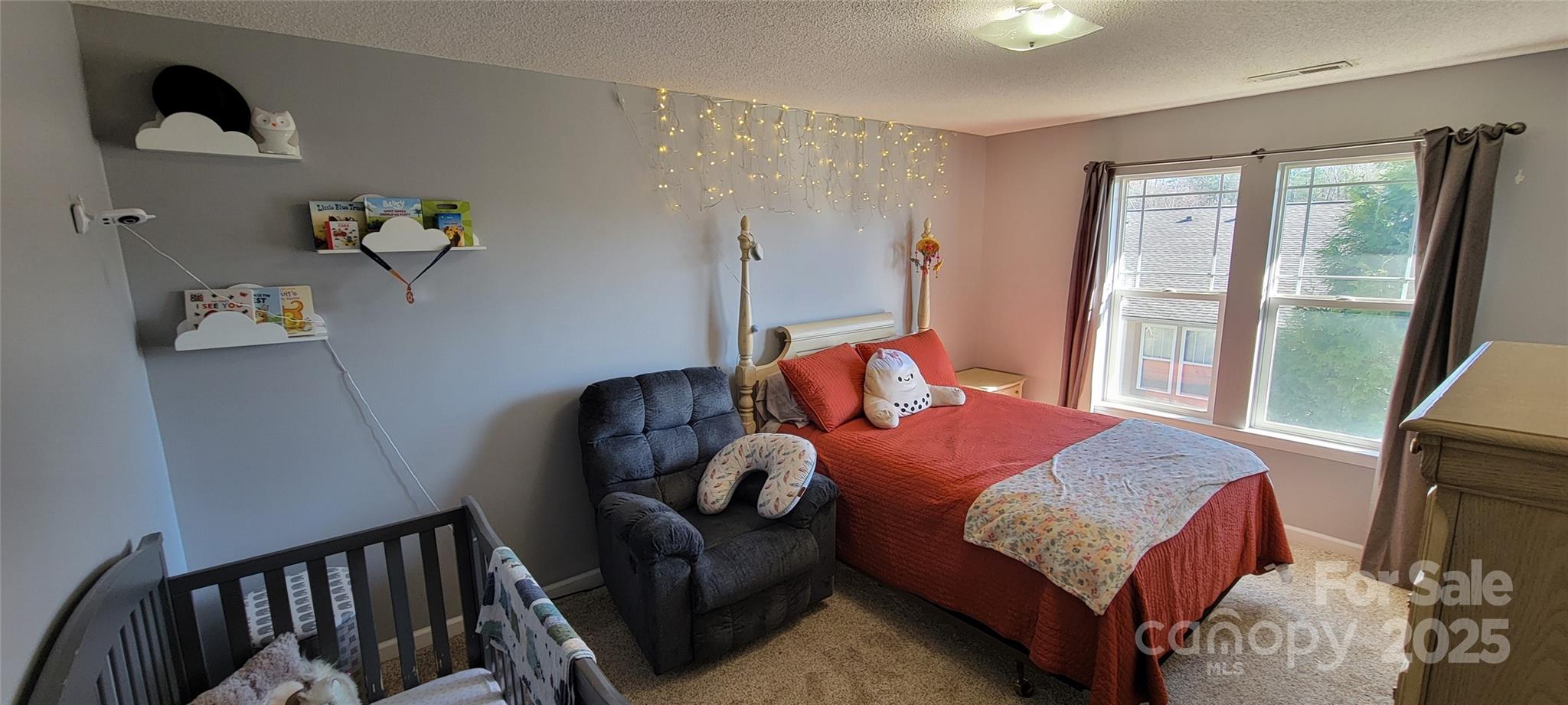 2306 Deermouse Way — Hendersonville