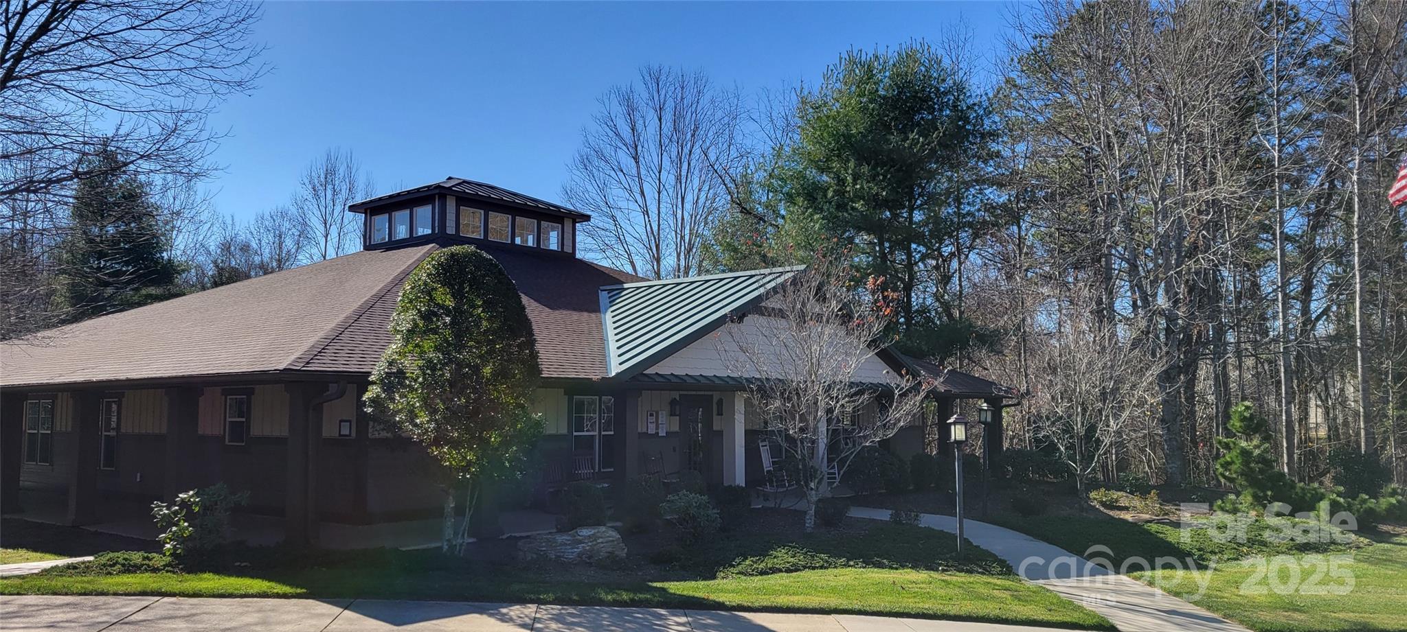 2306 Deermouse Way — Hendersonville